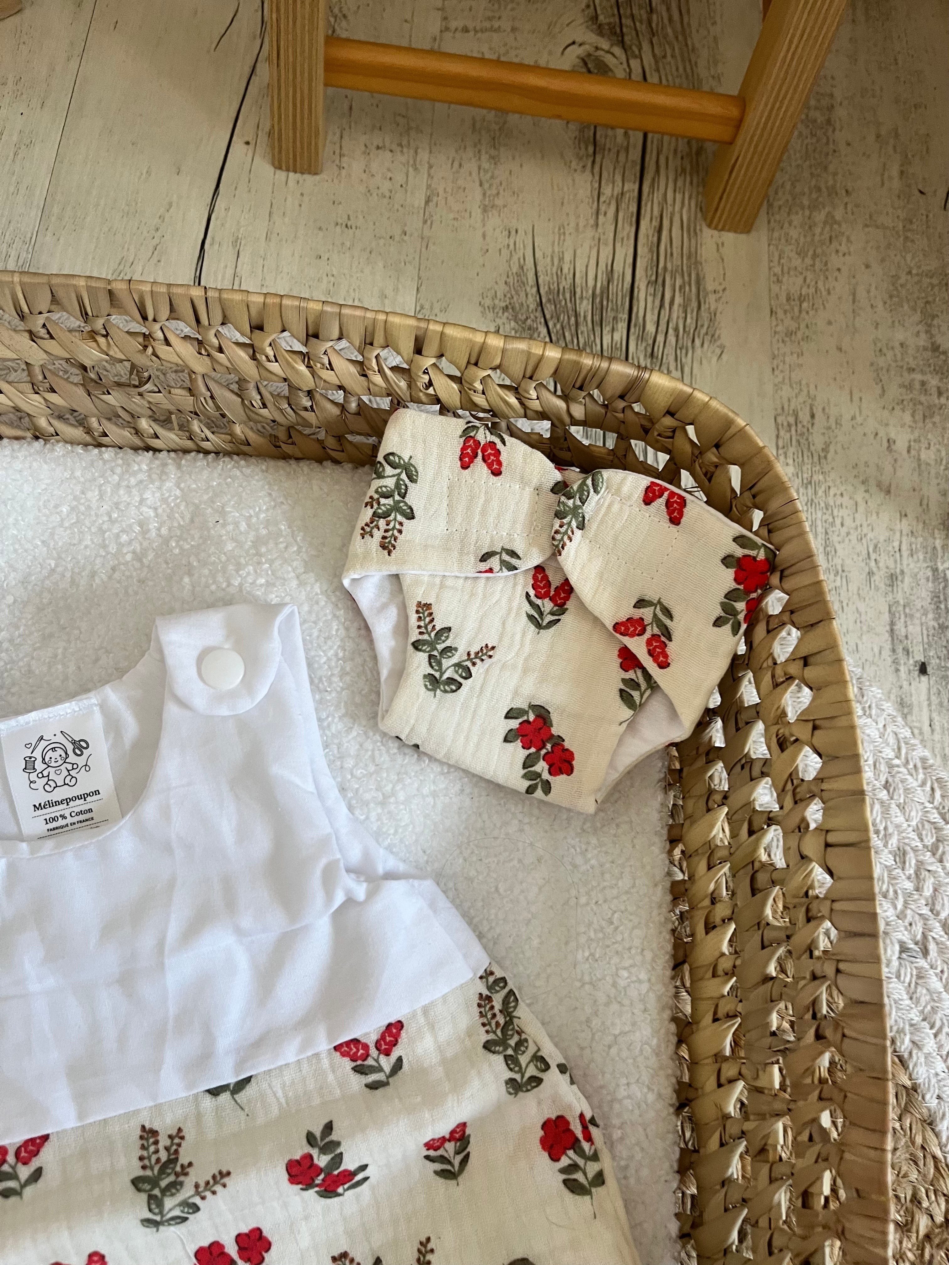 Gigoteuse + couche beige fleur rouge