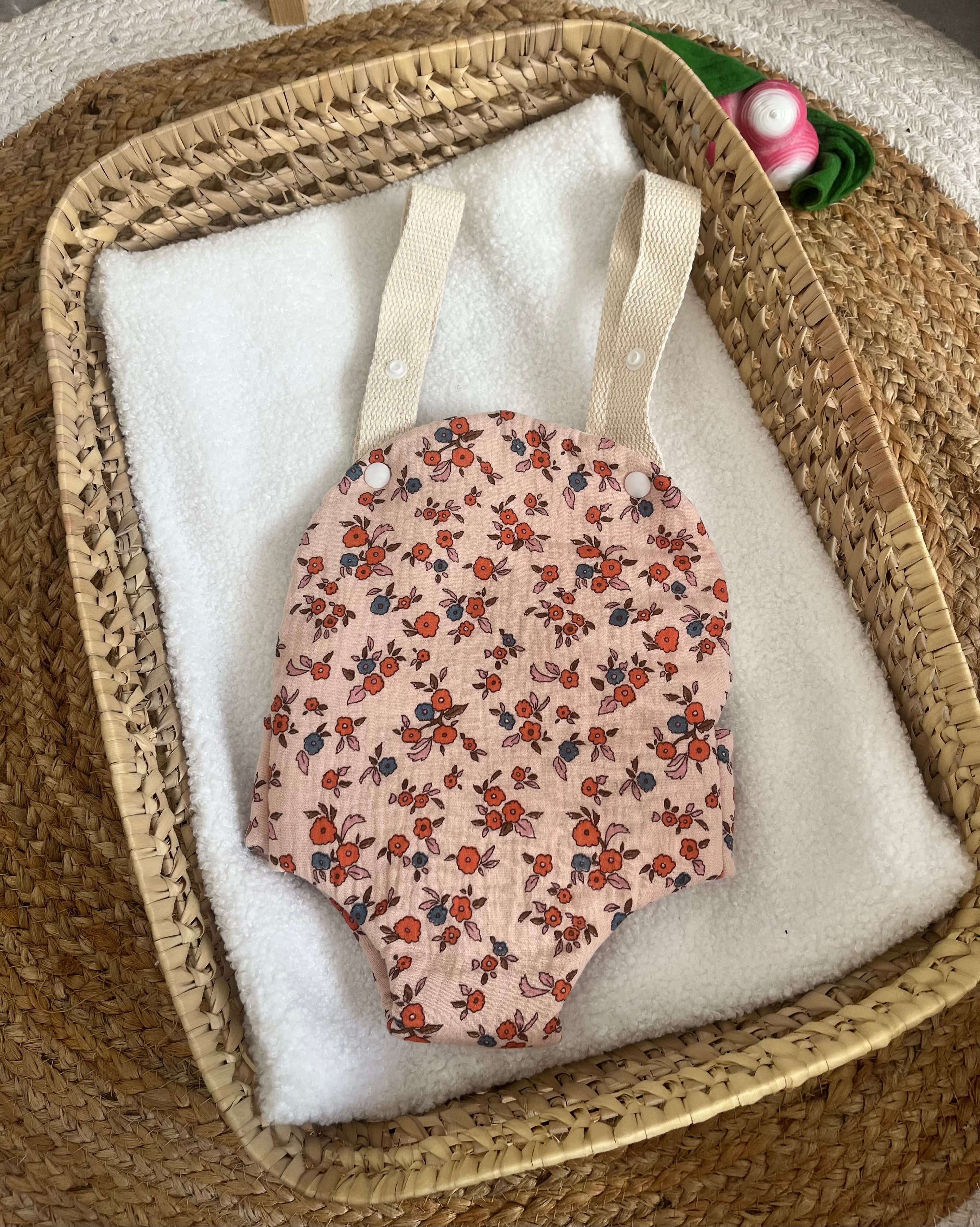 Porte bébé /poupée rose