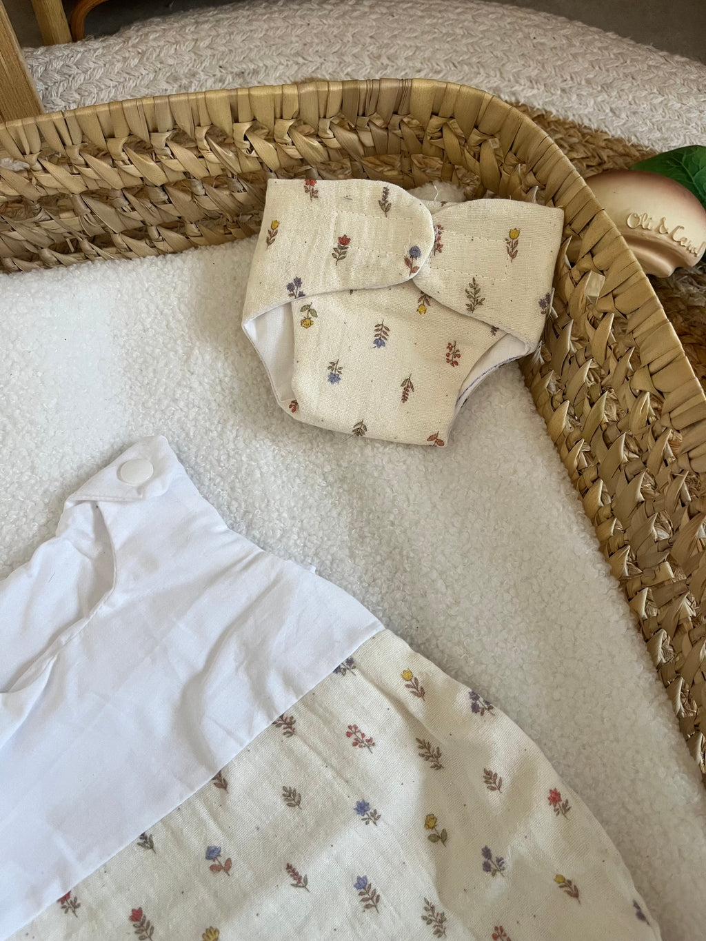 Gigoteuse + couche petite fleur