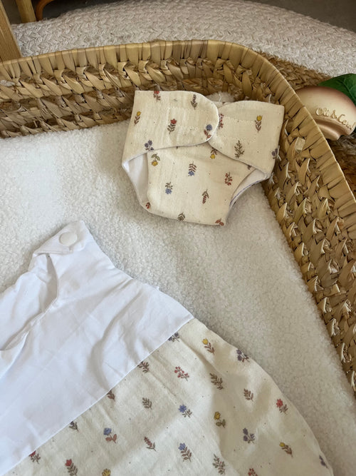 Gigoteuse + couche petite fleur