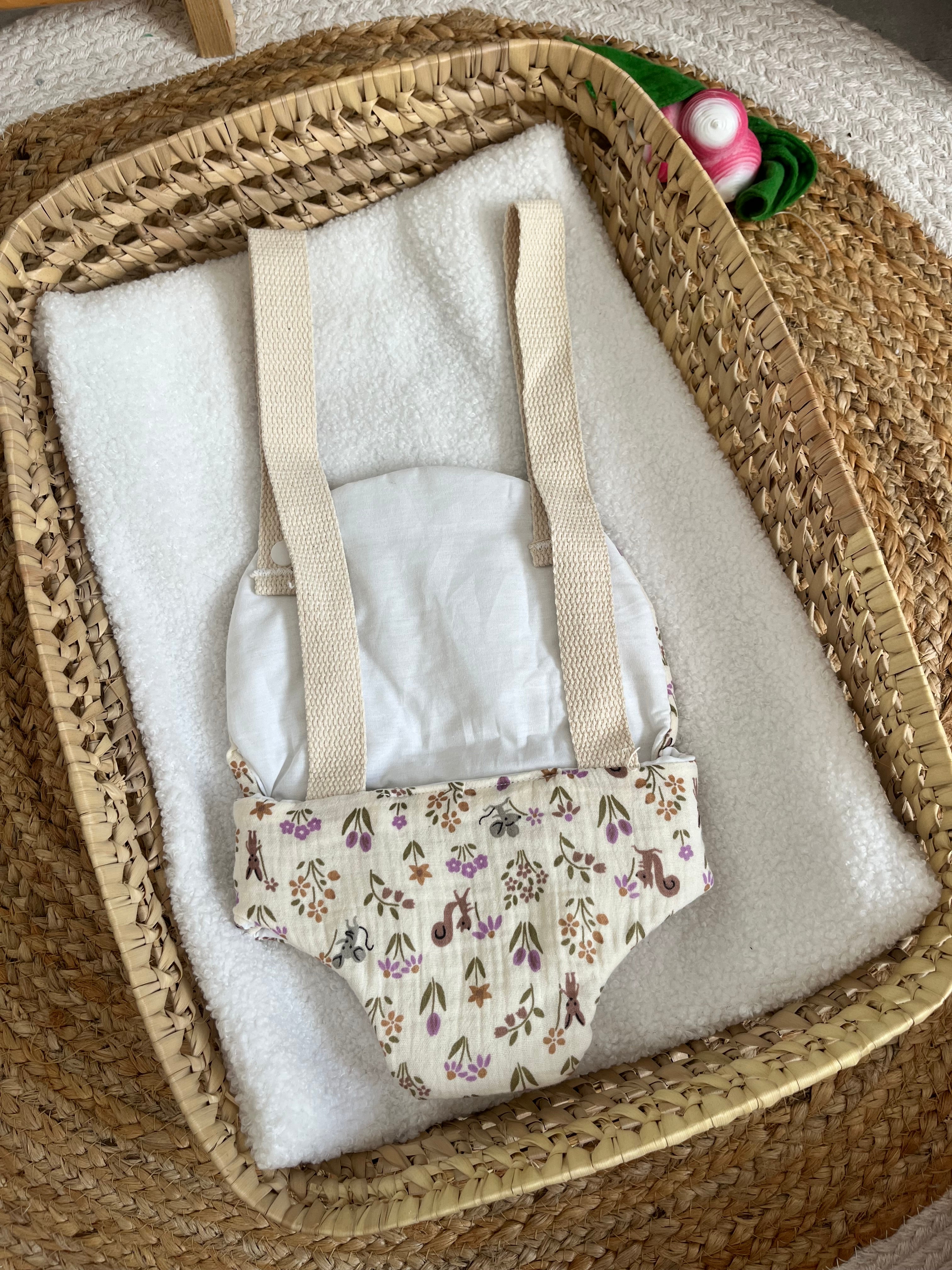 Porte bébé /poupée beige