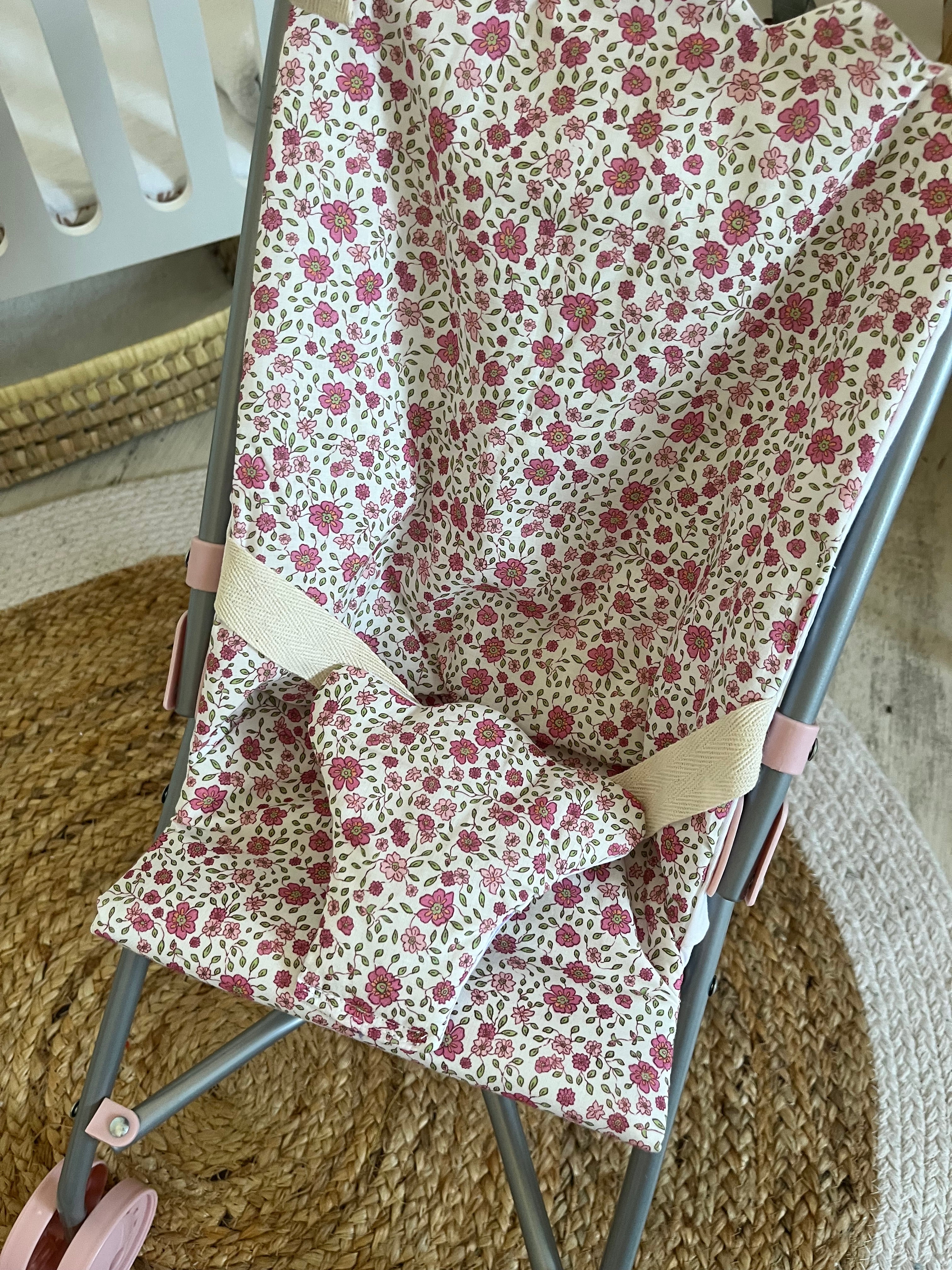 Housse poussette fleuri