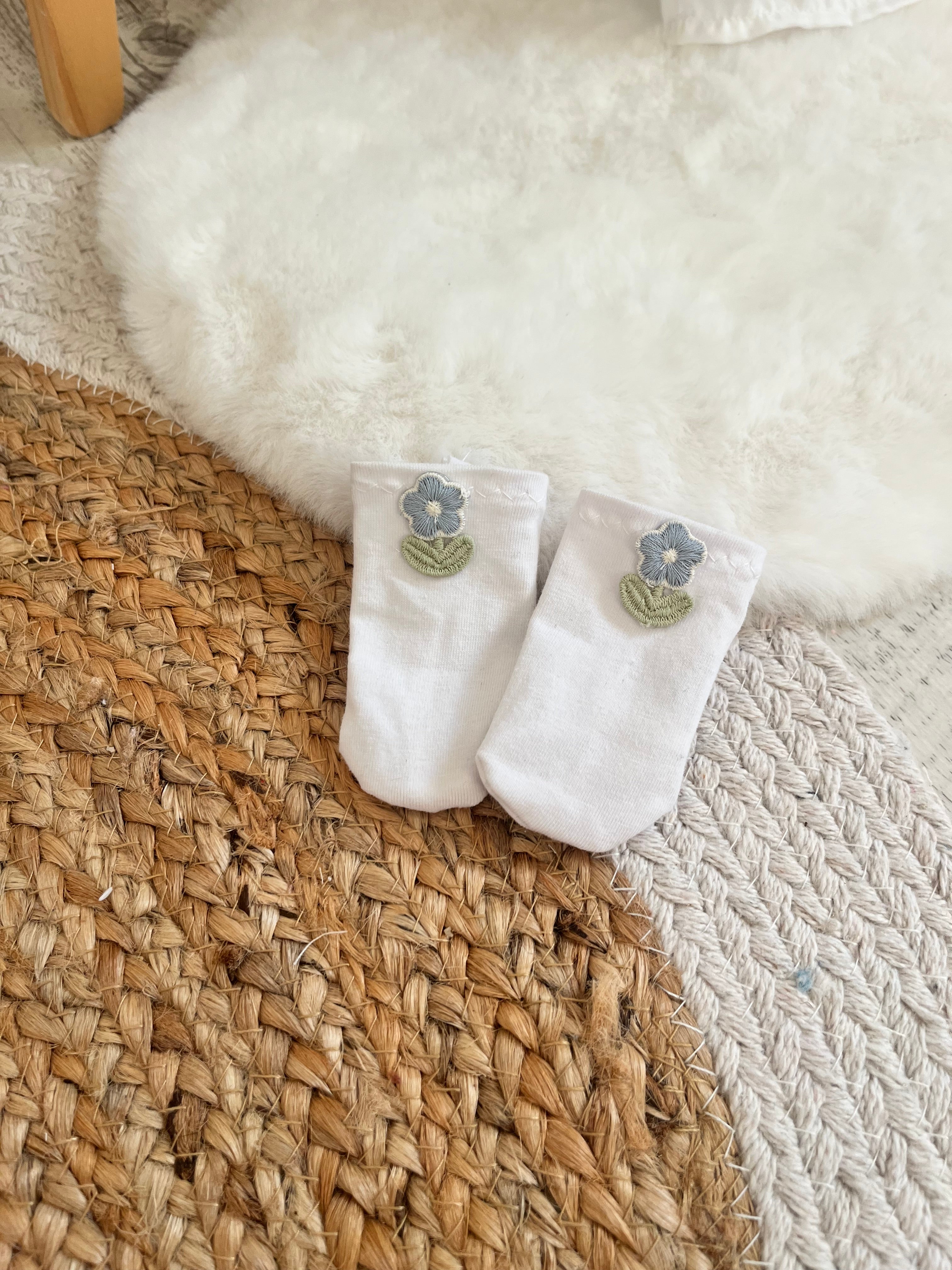 Chaussette poupée/ différent motifs