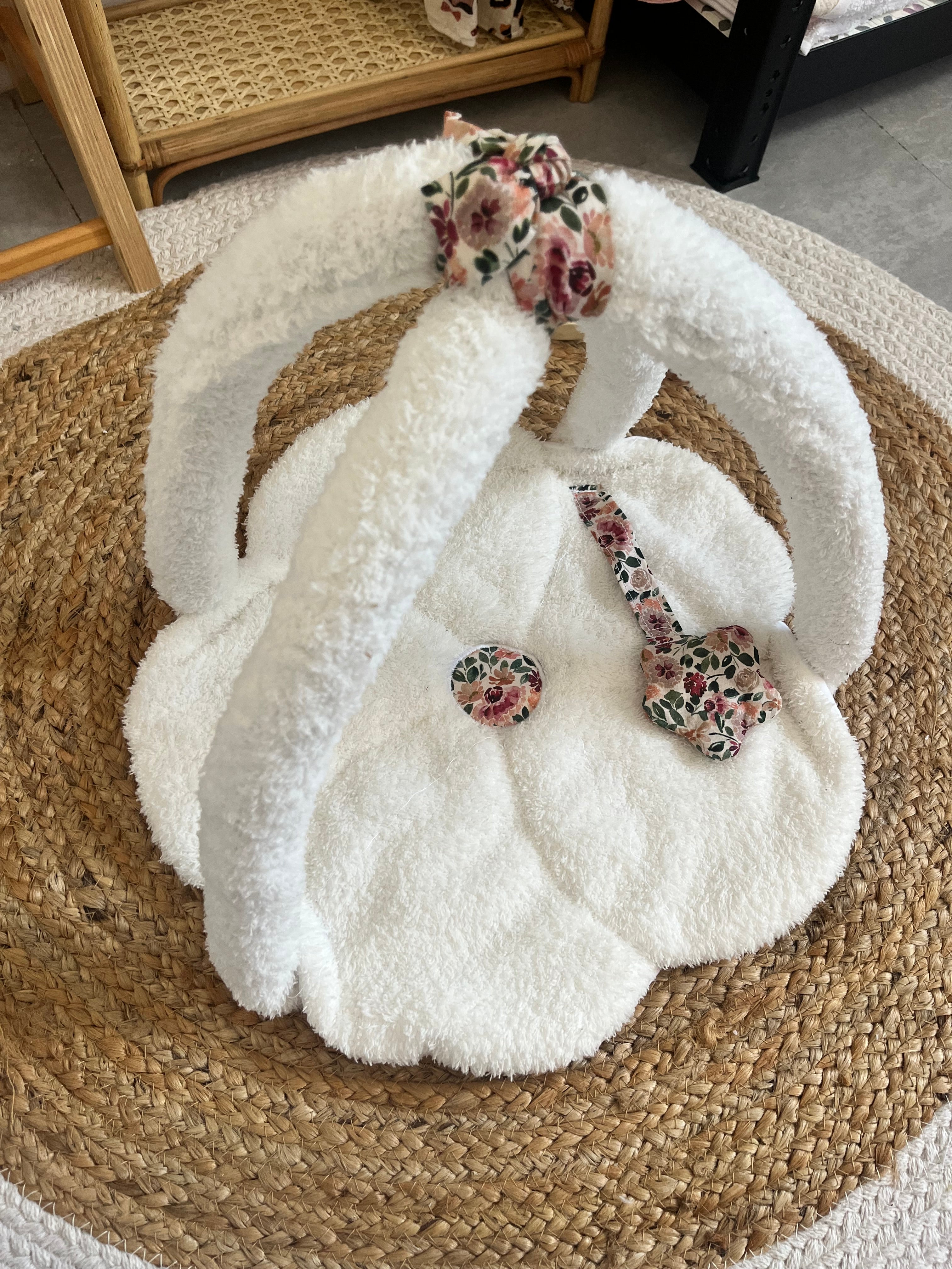 Tapis d’éveil poupée / poupon fleur