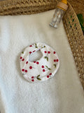 Bavoir poupée cerises 🍒