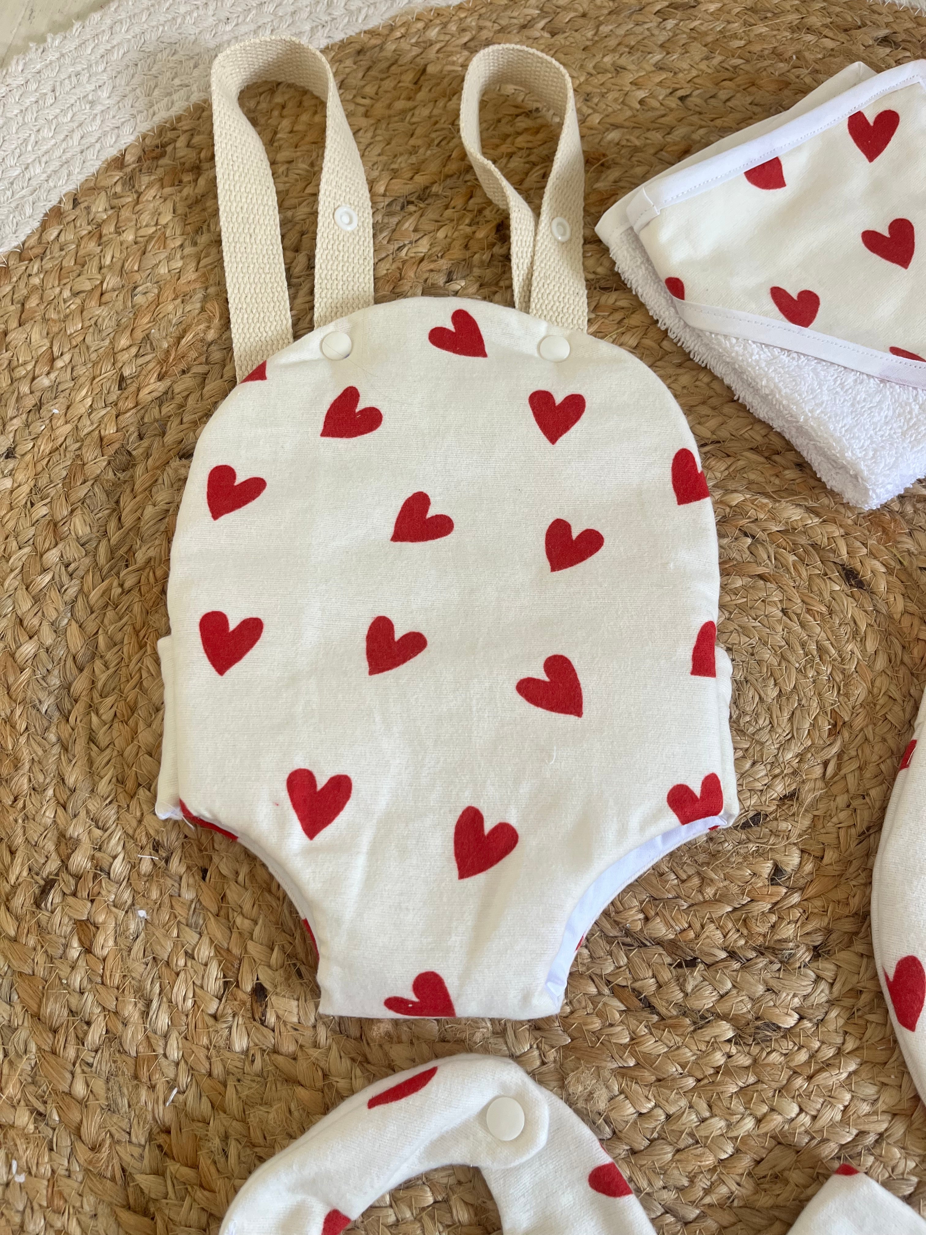 Ensemble pour poupée cœur ❤️