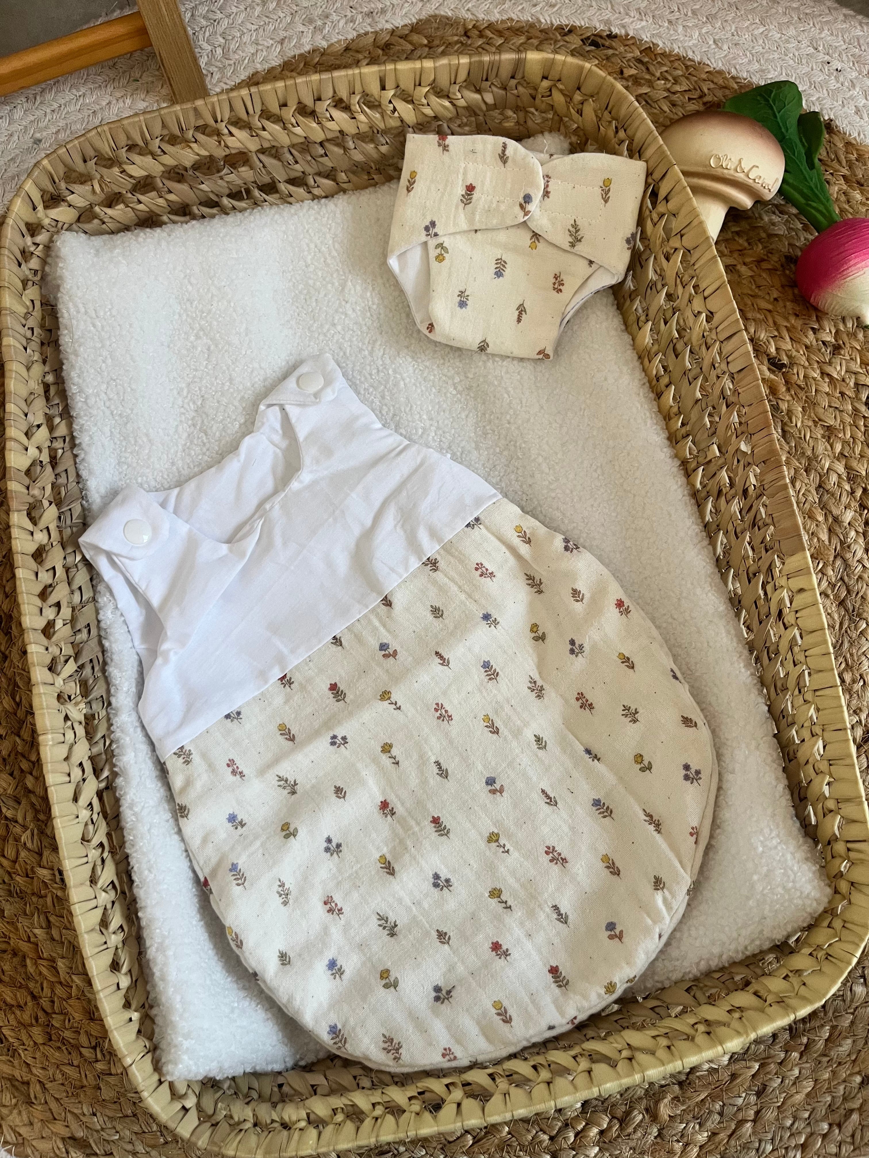 Gigoteuse + couche petite fleur