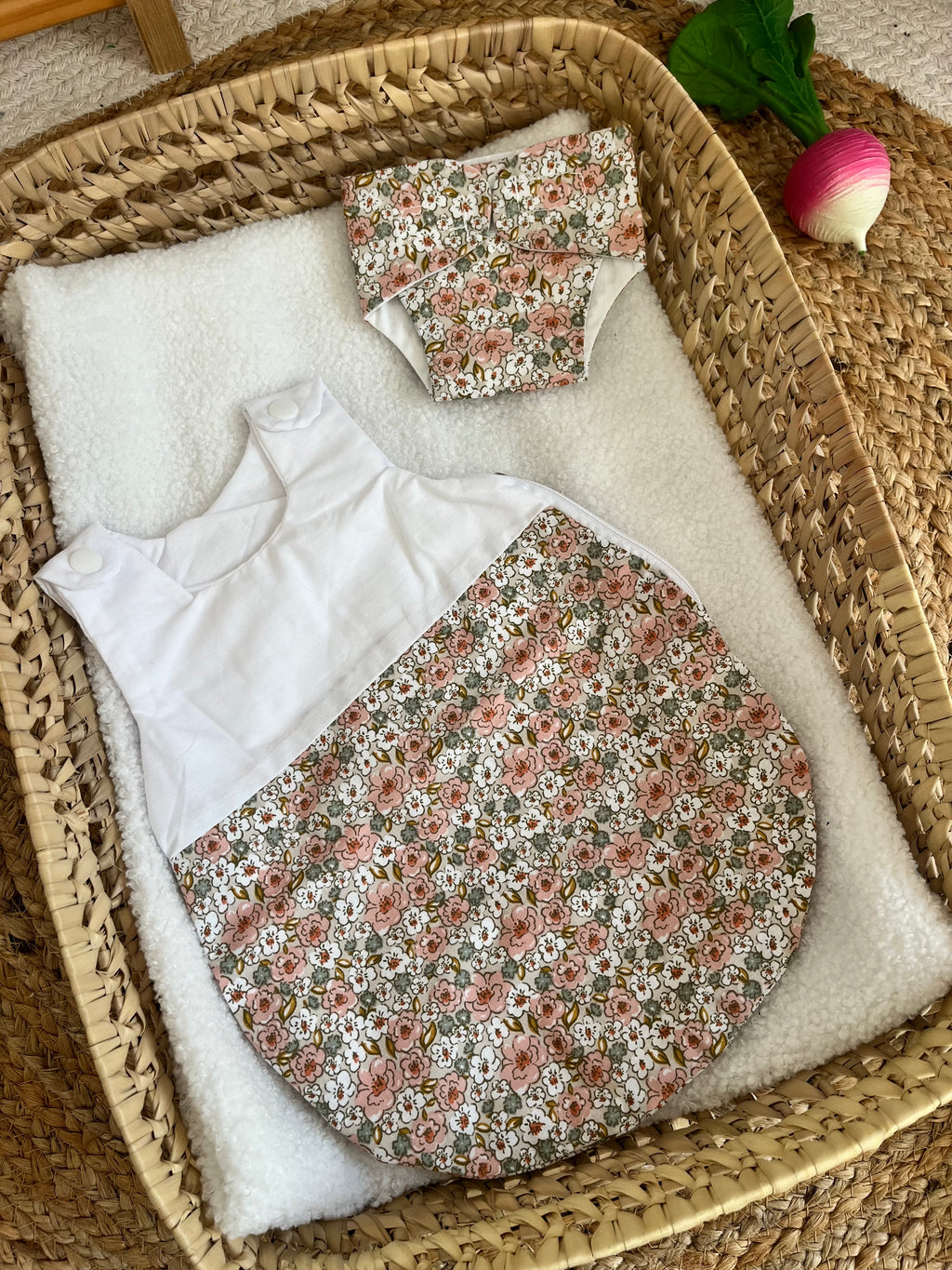 Gigoteuse + couche fleur