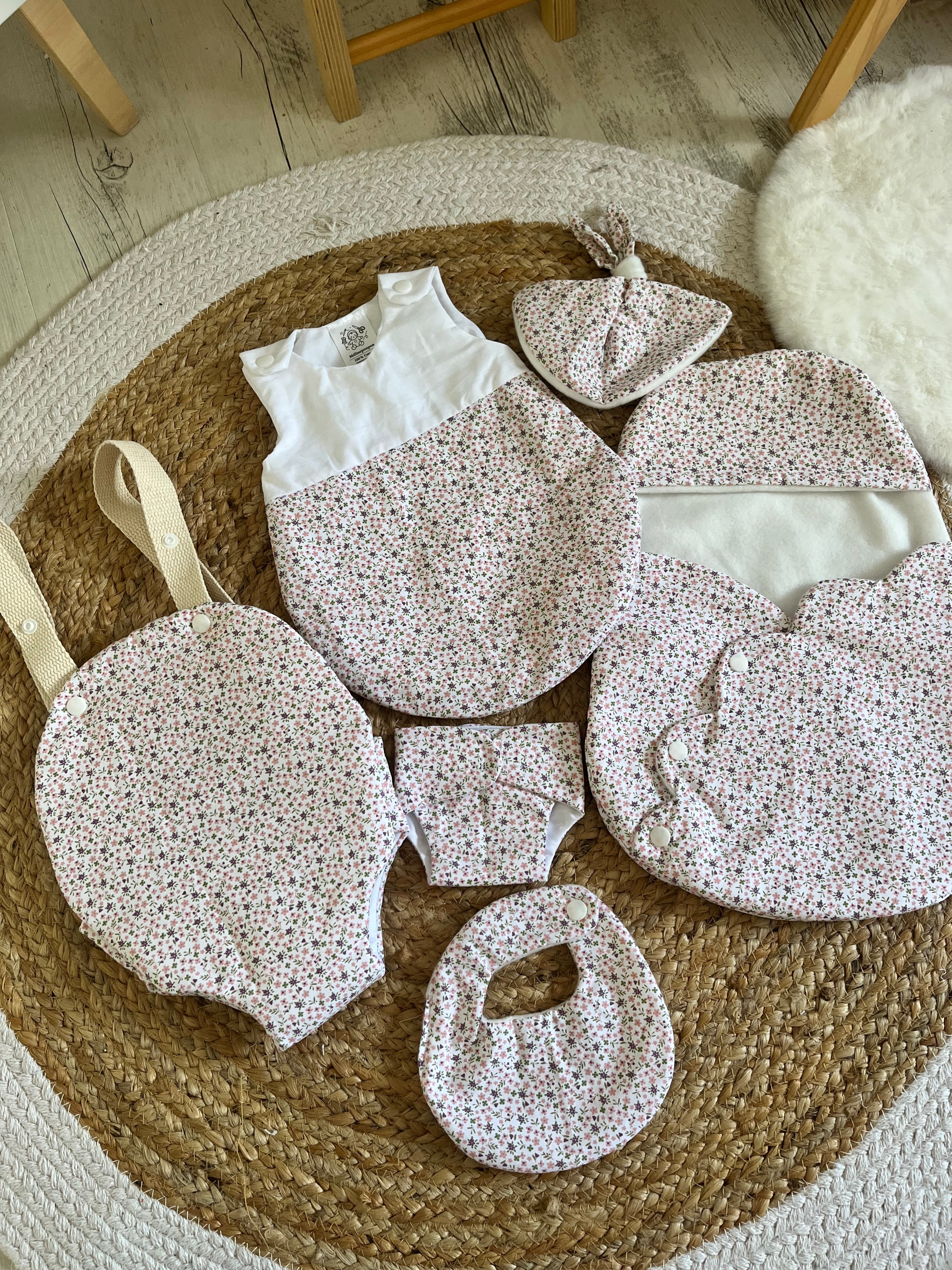 Ensemble pour poupée petite fleur 🌷