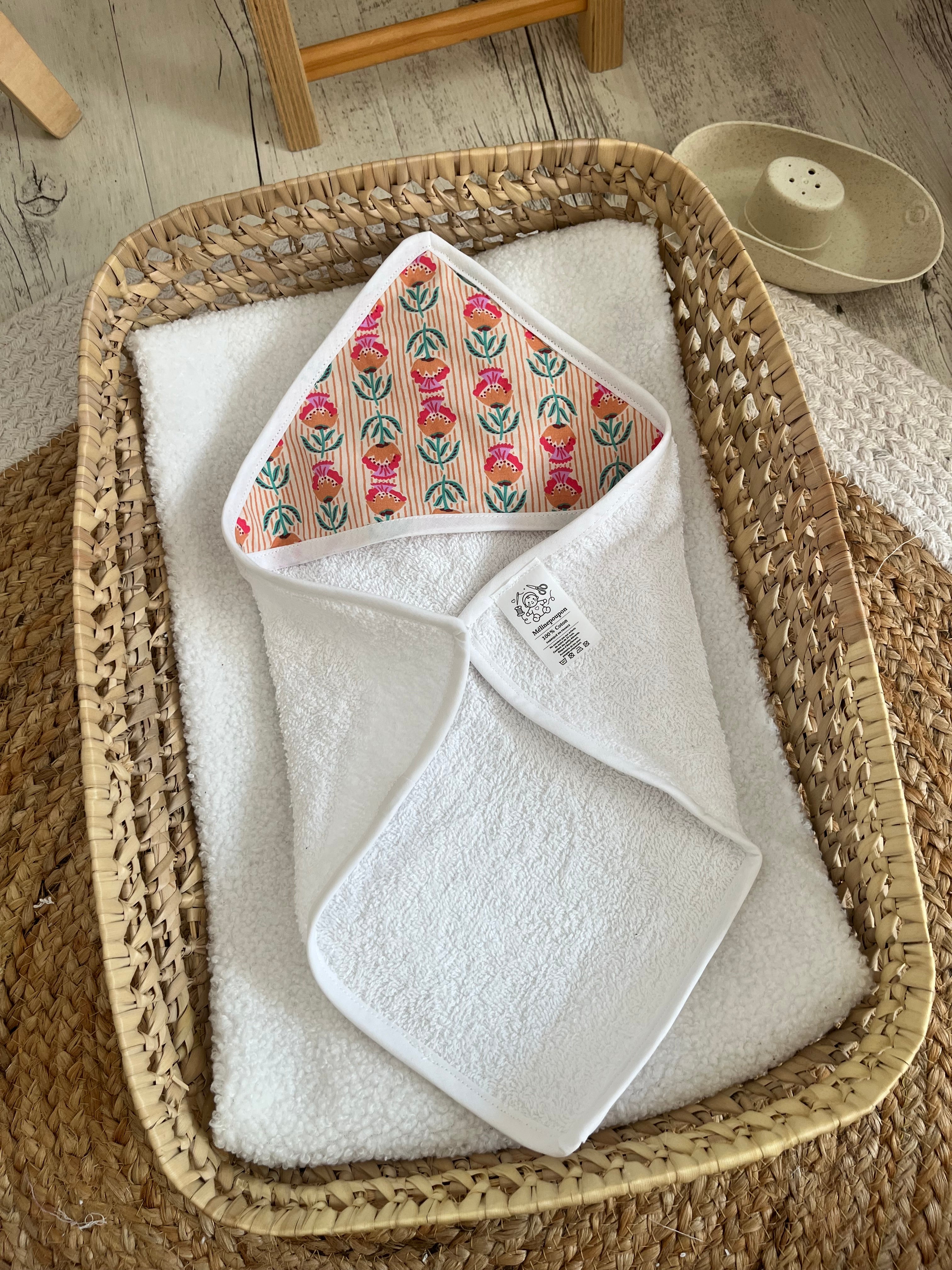 Sortie de bain fleuri