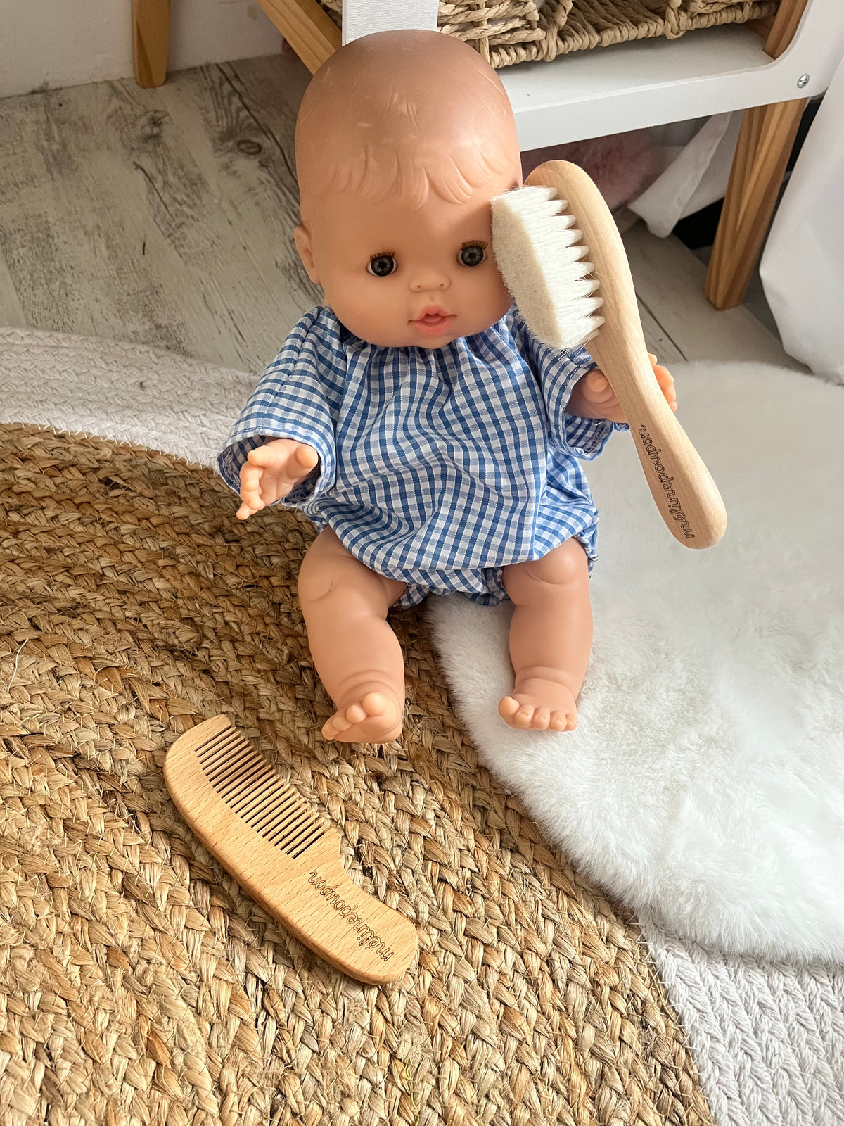 Brosse et peigne