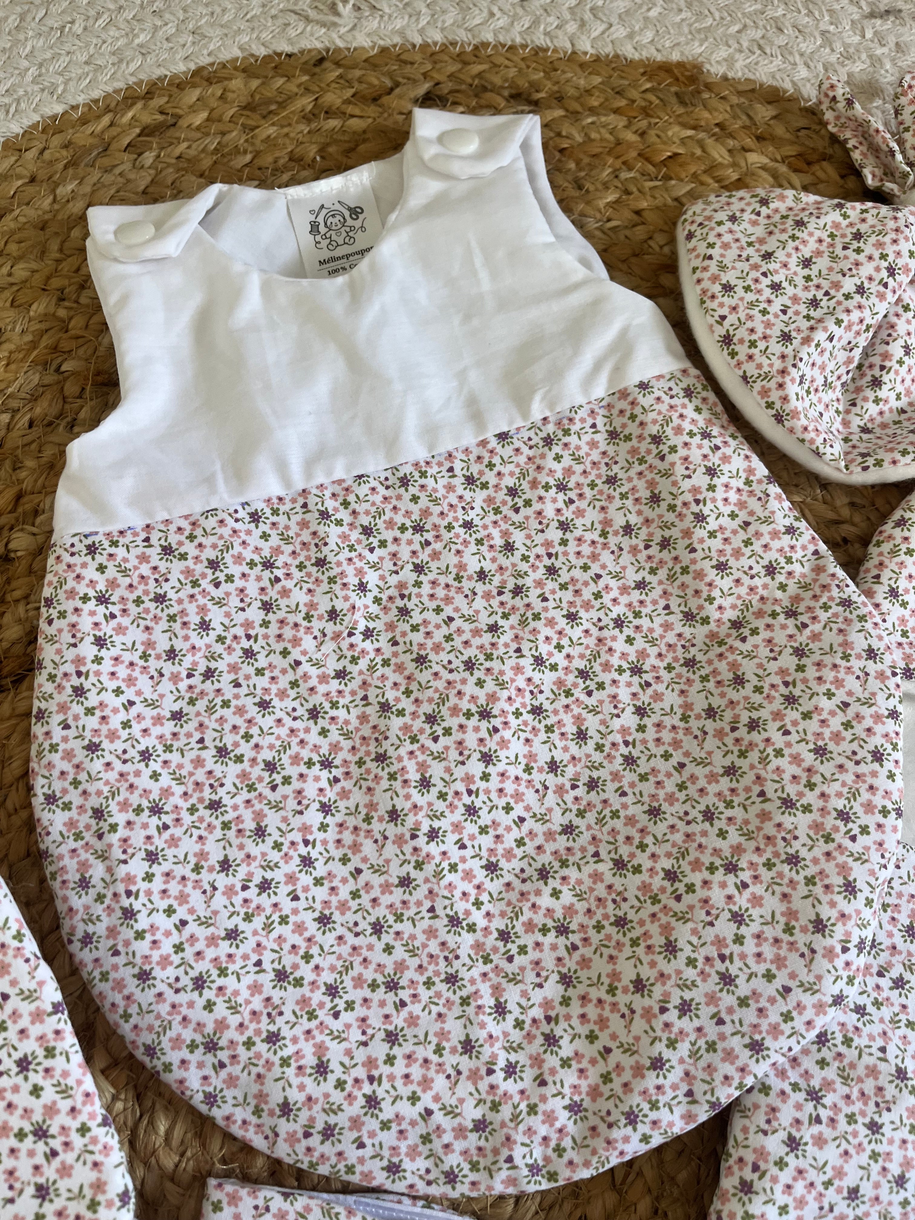 Ensemble pour poupée petite fleur 🌷