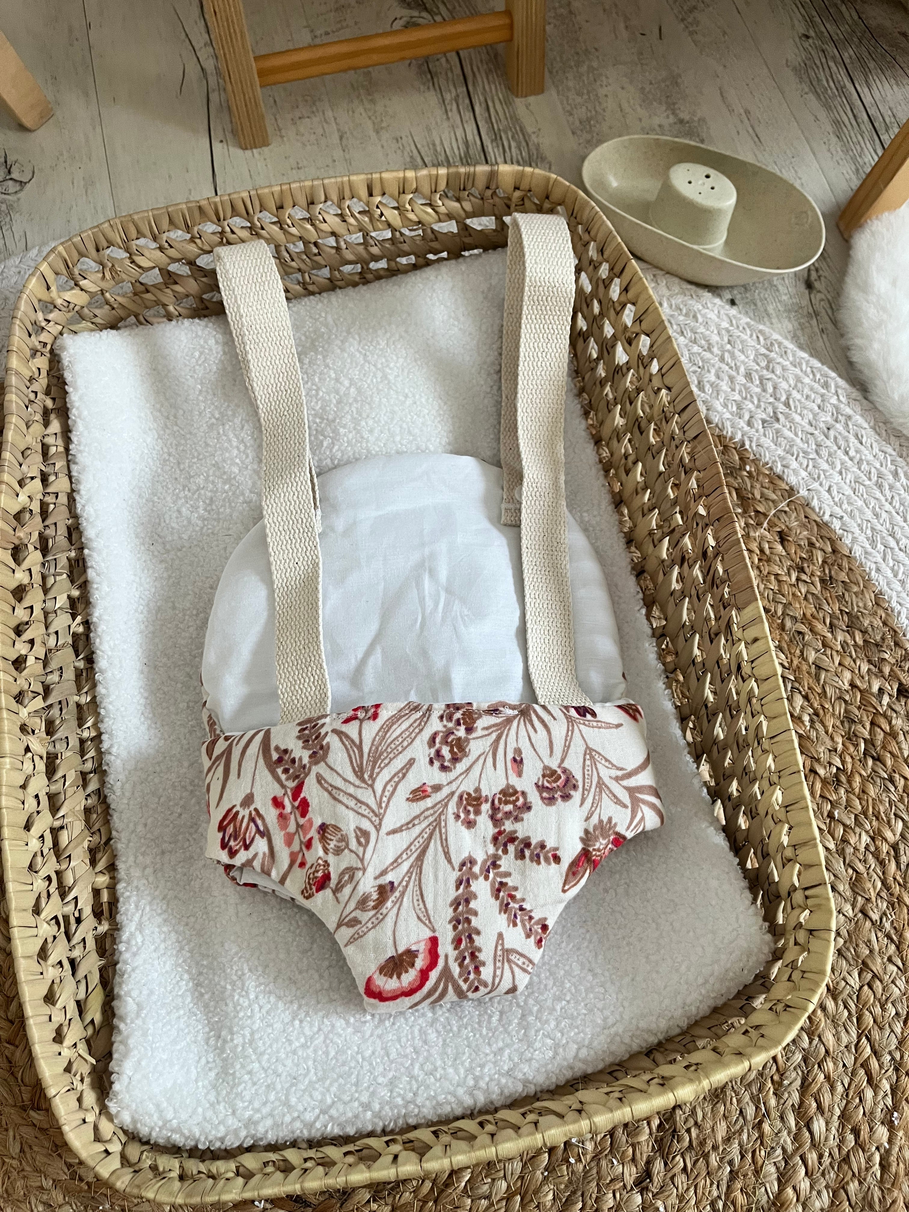 Porte bébé /poupée beige