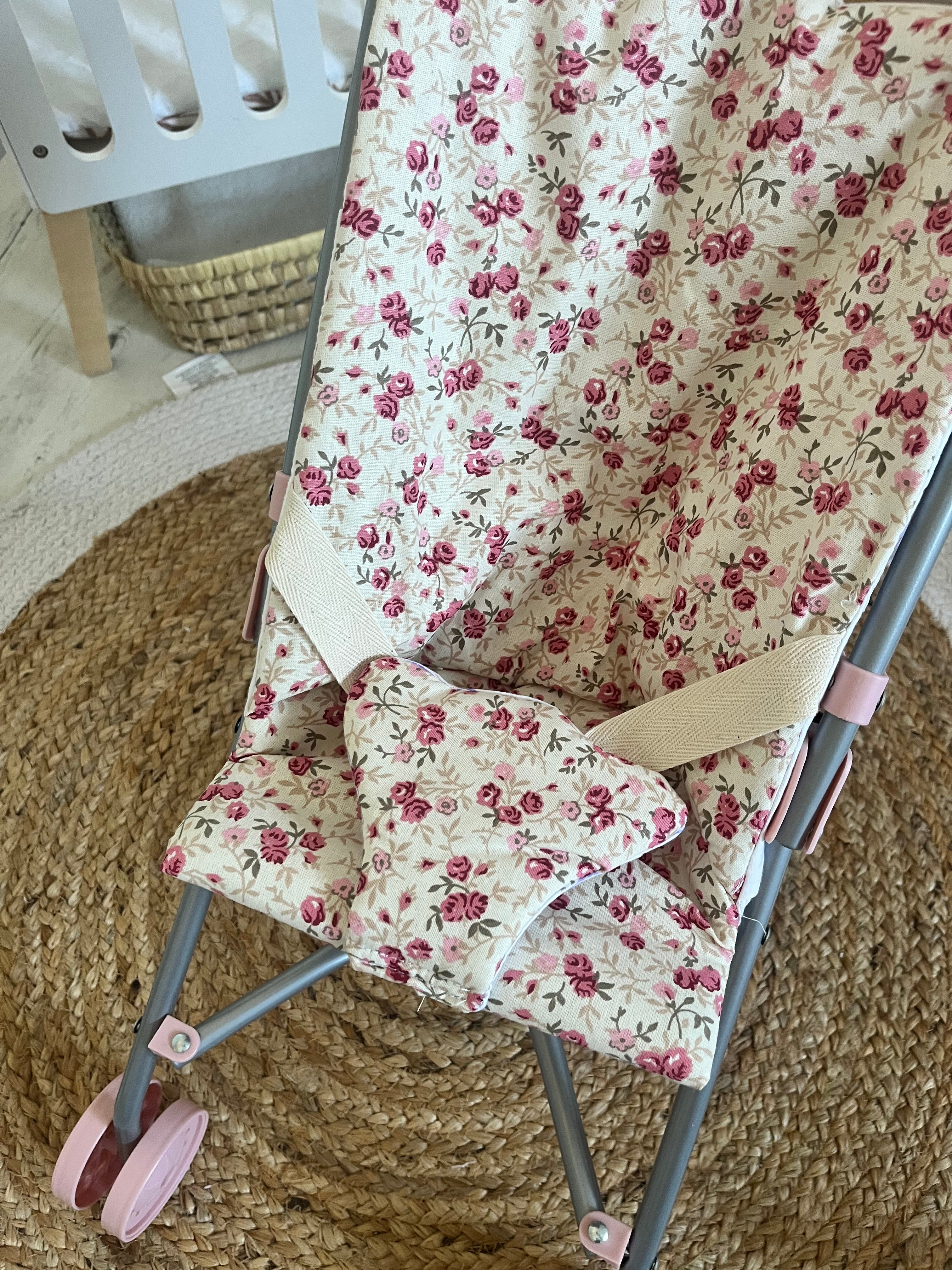 Housse poussette fleuri