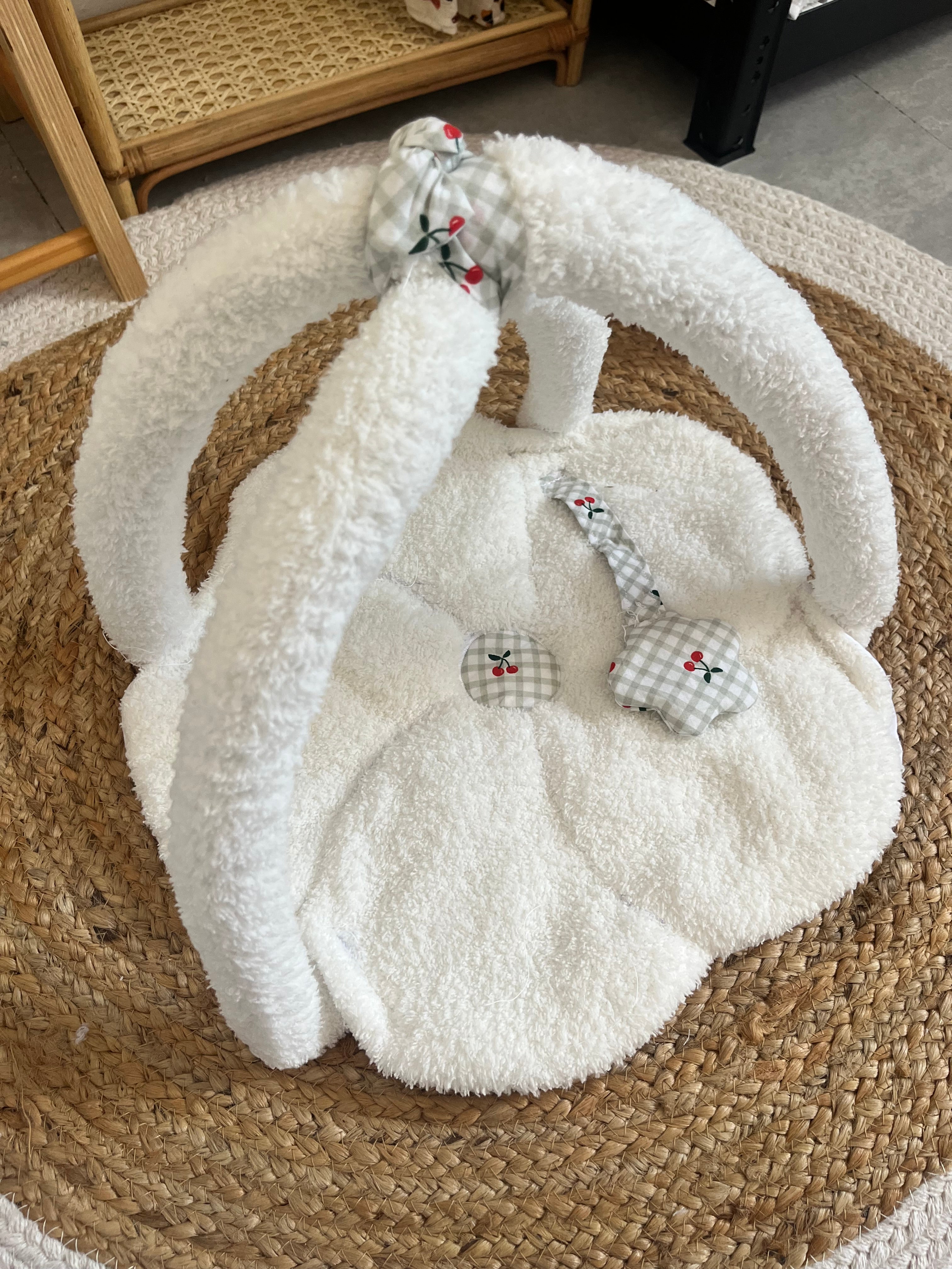 Tapis d’éveil poupée / poupon cerise 🍒