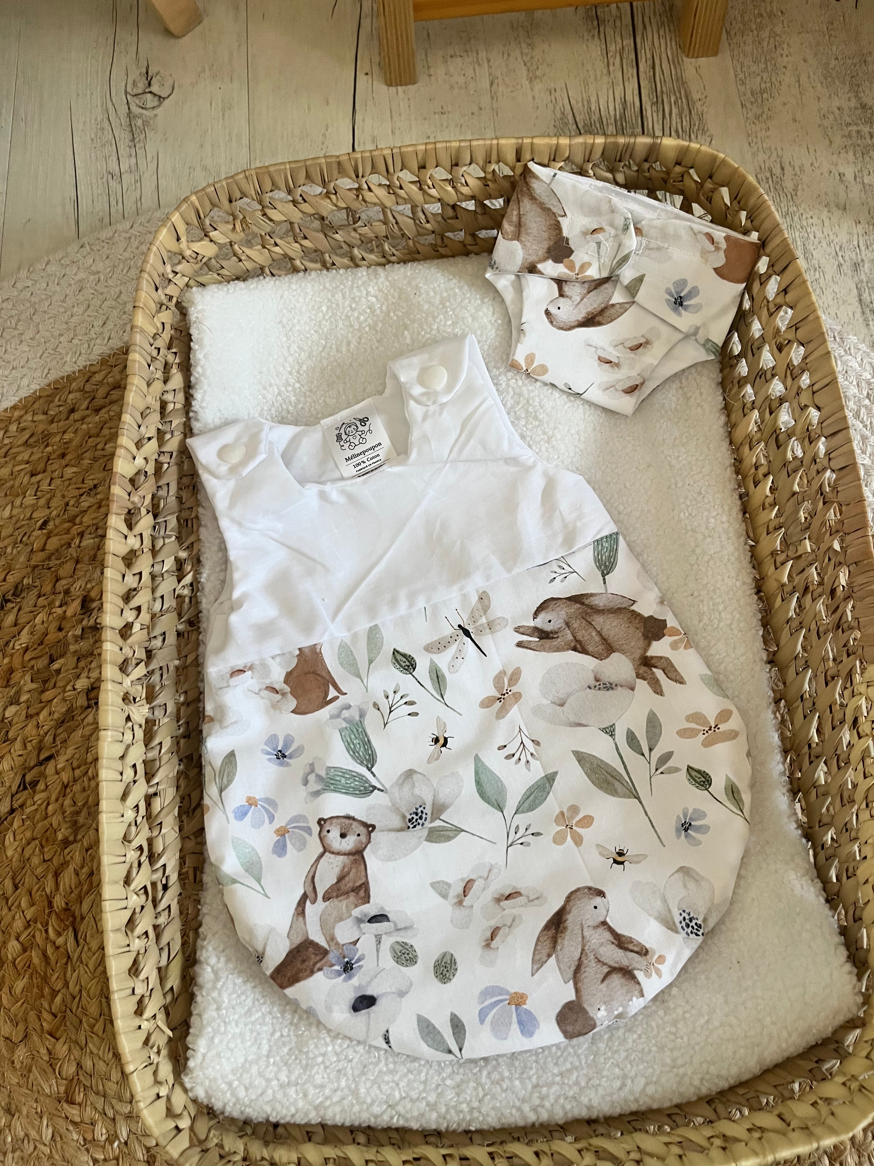 Gigoteuse + couche loutre lapin