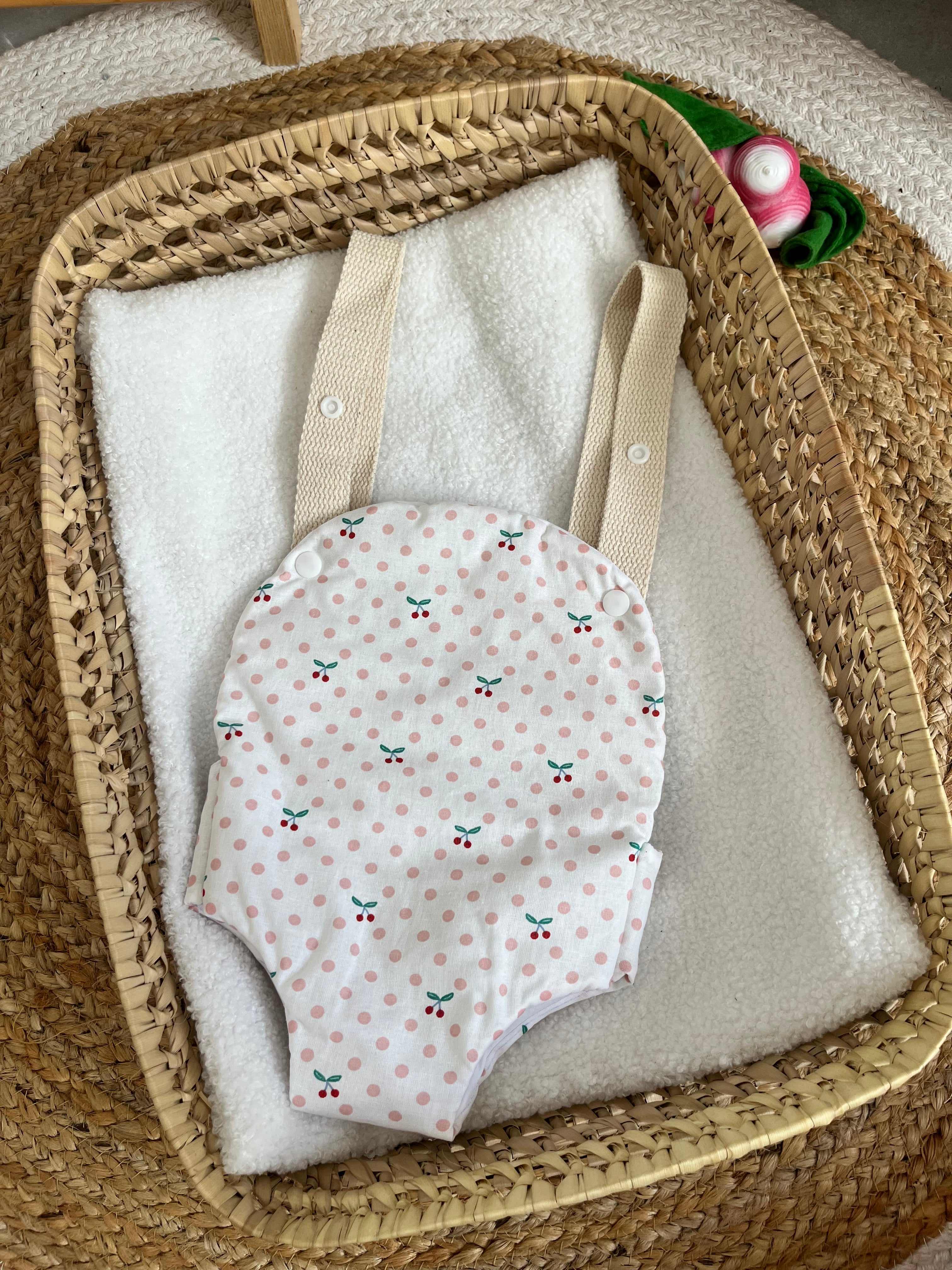 Porte bébé /poupée cerises à pois  🍒