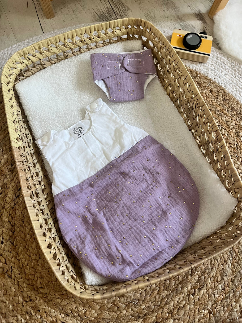 Gigoteuse + couche violette