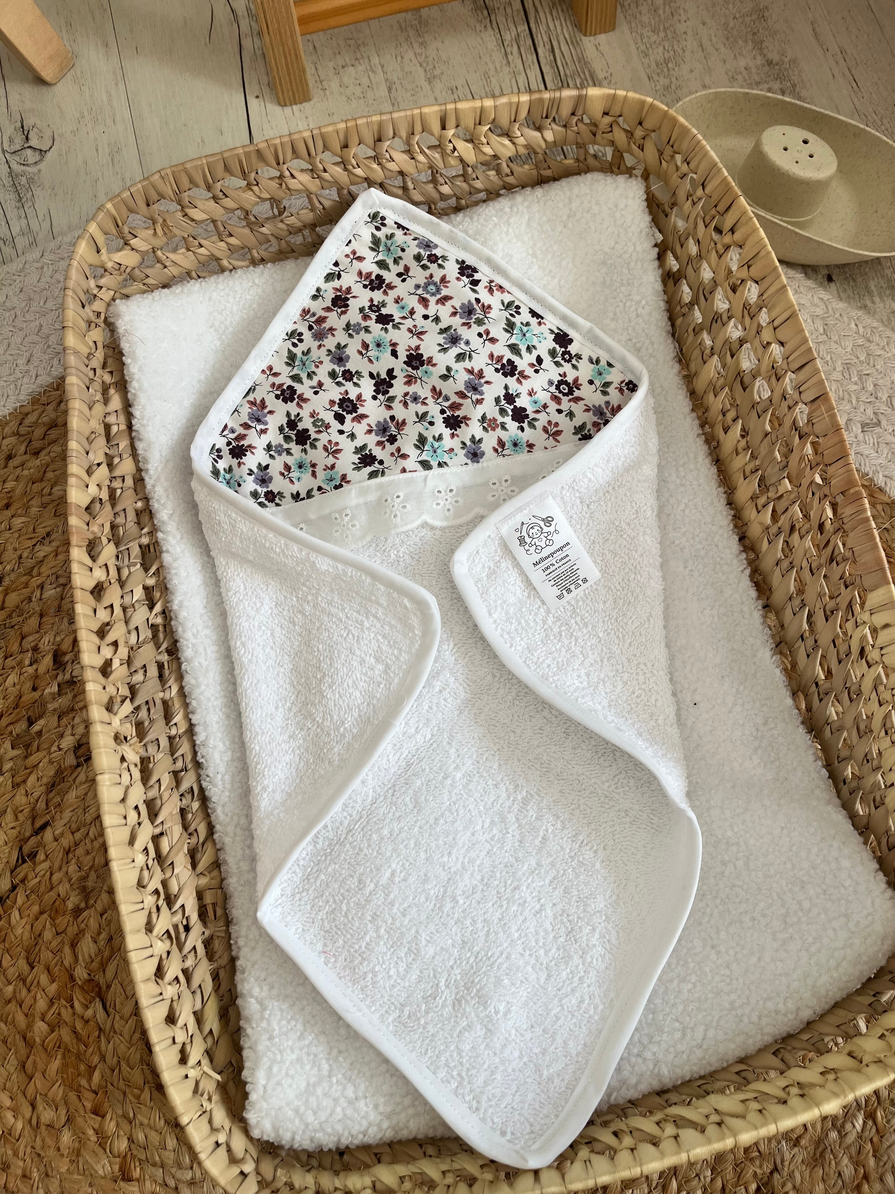 Sortie de bain fleuri