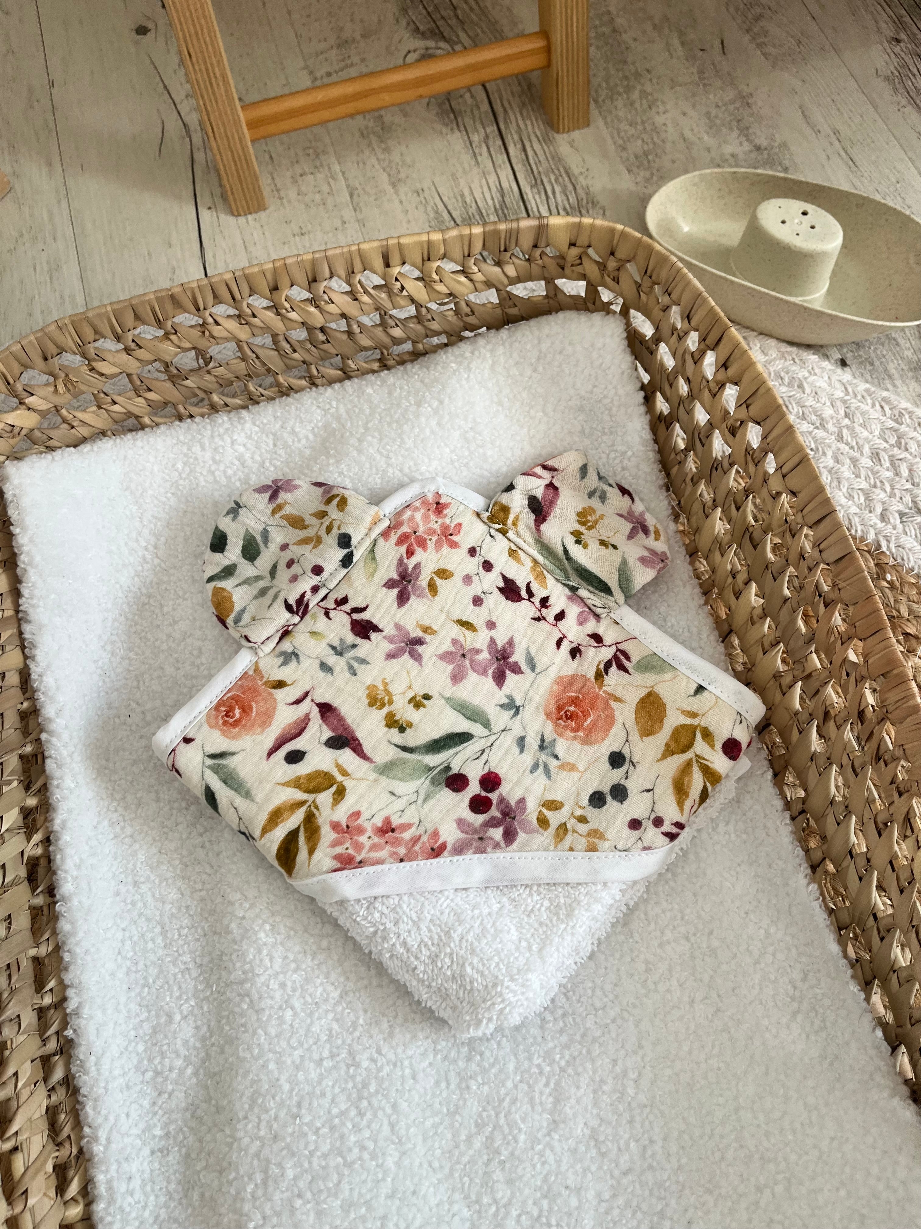 Sortie de bain fleuri