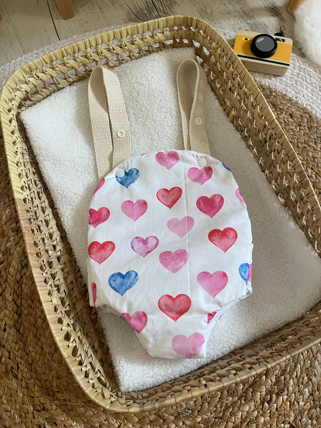 Porte bébé /poupée cœur
