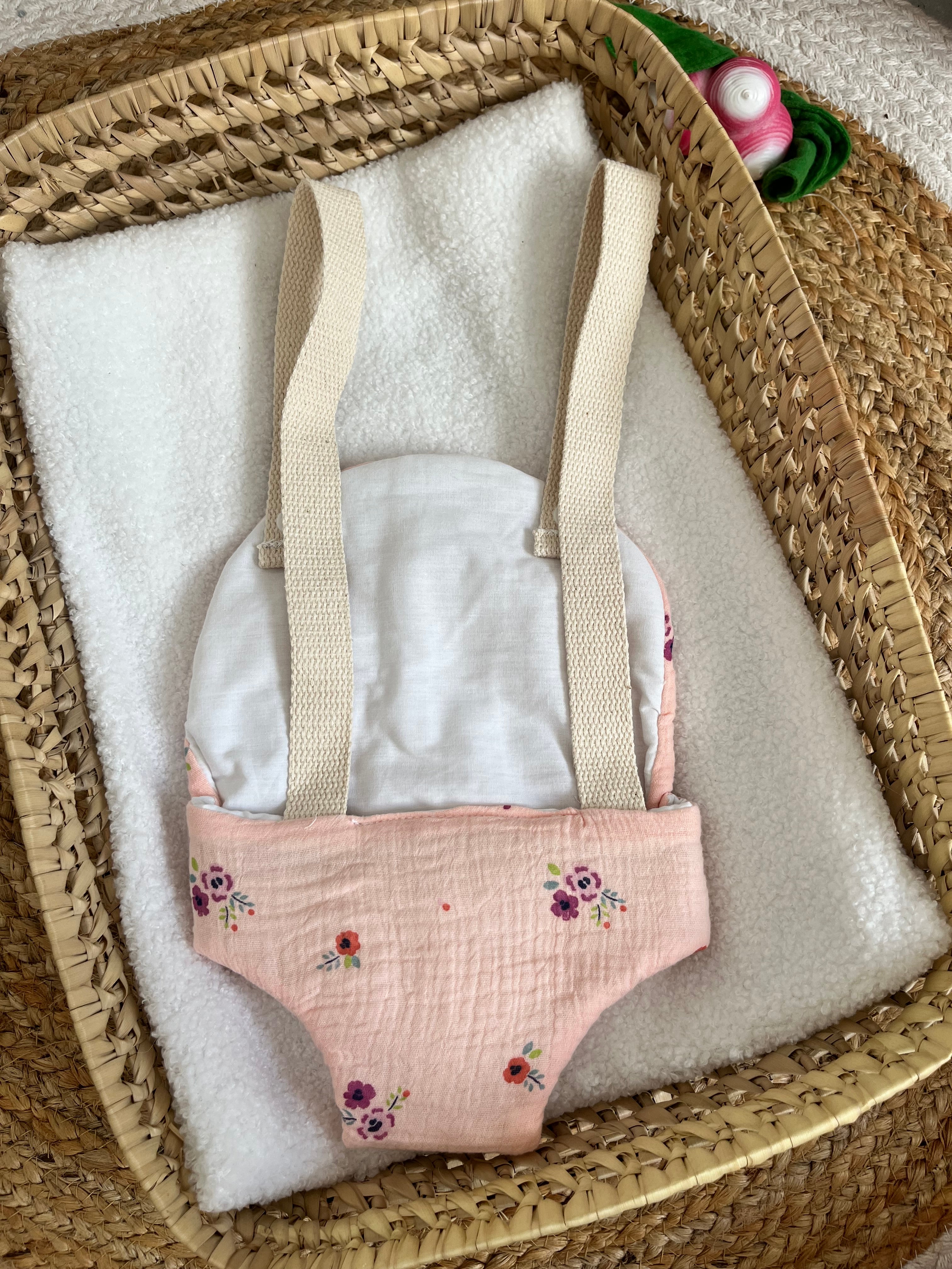 Porte bébé /poupée rose