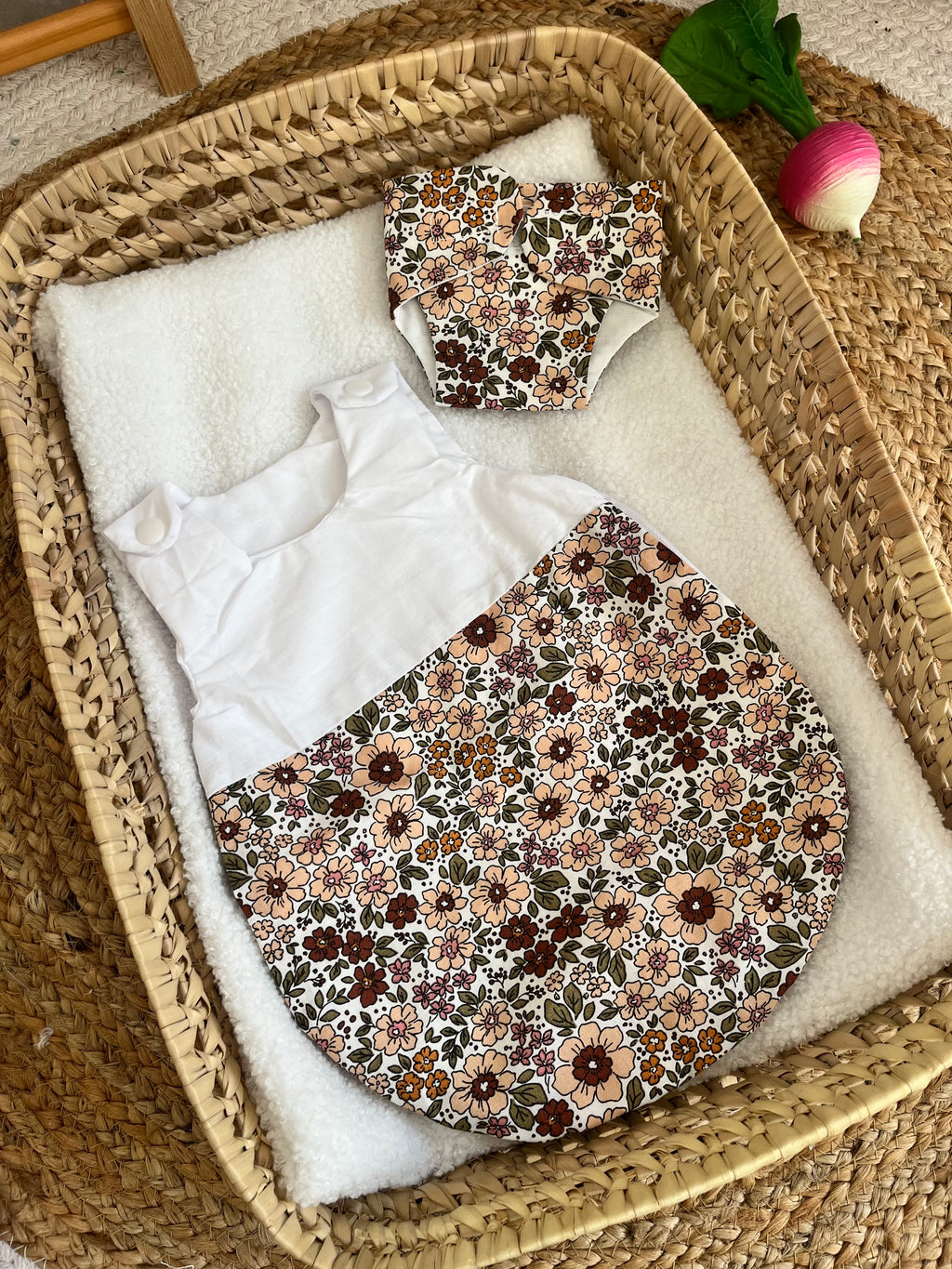 Gigoteuse + couche marron