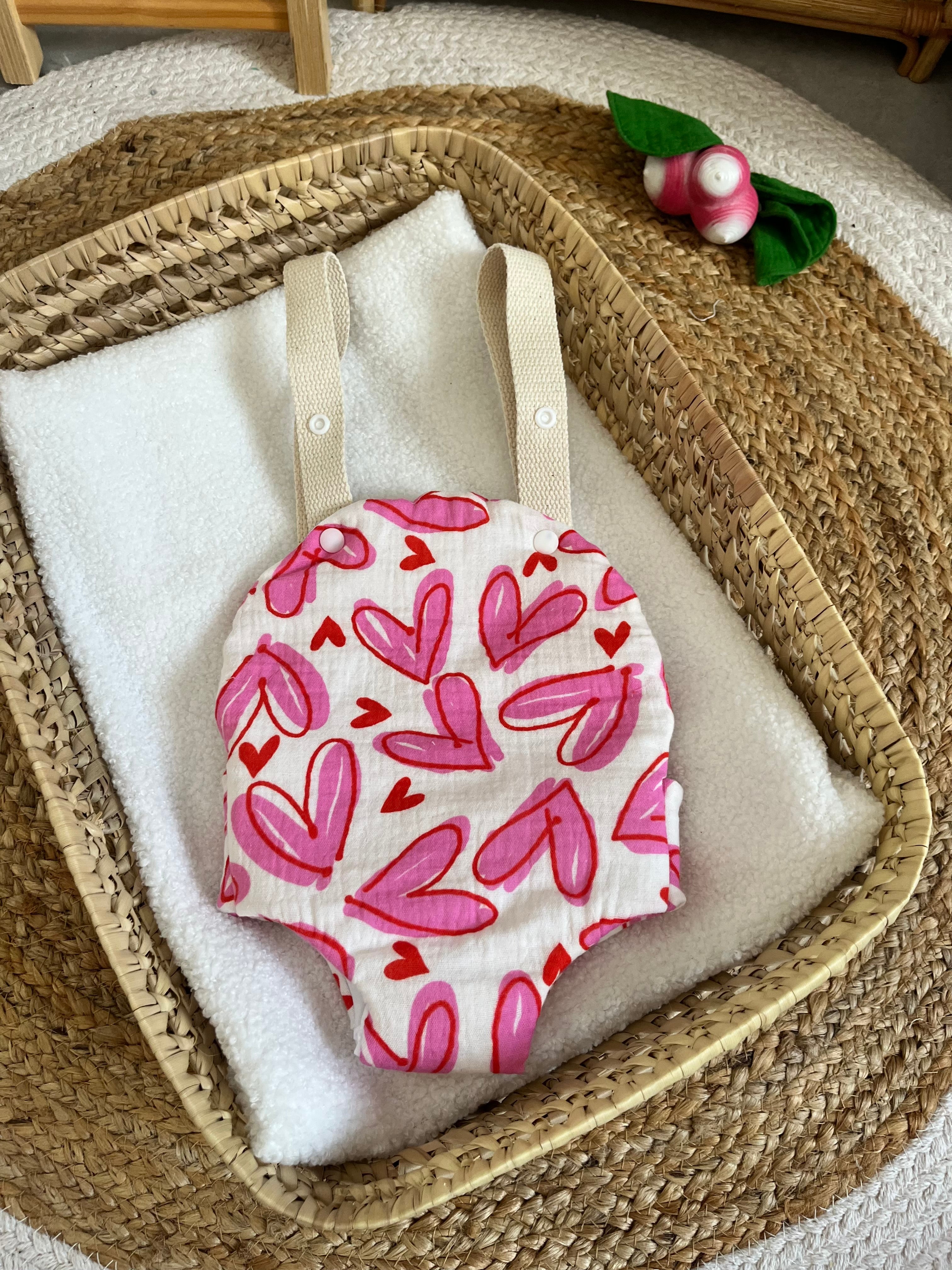 Porte bébé /poupée cœur
