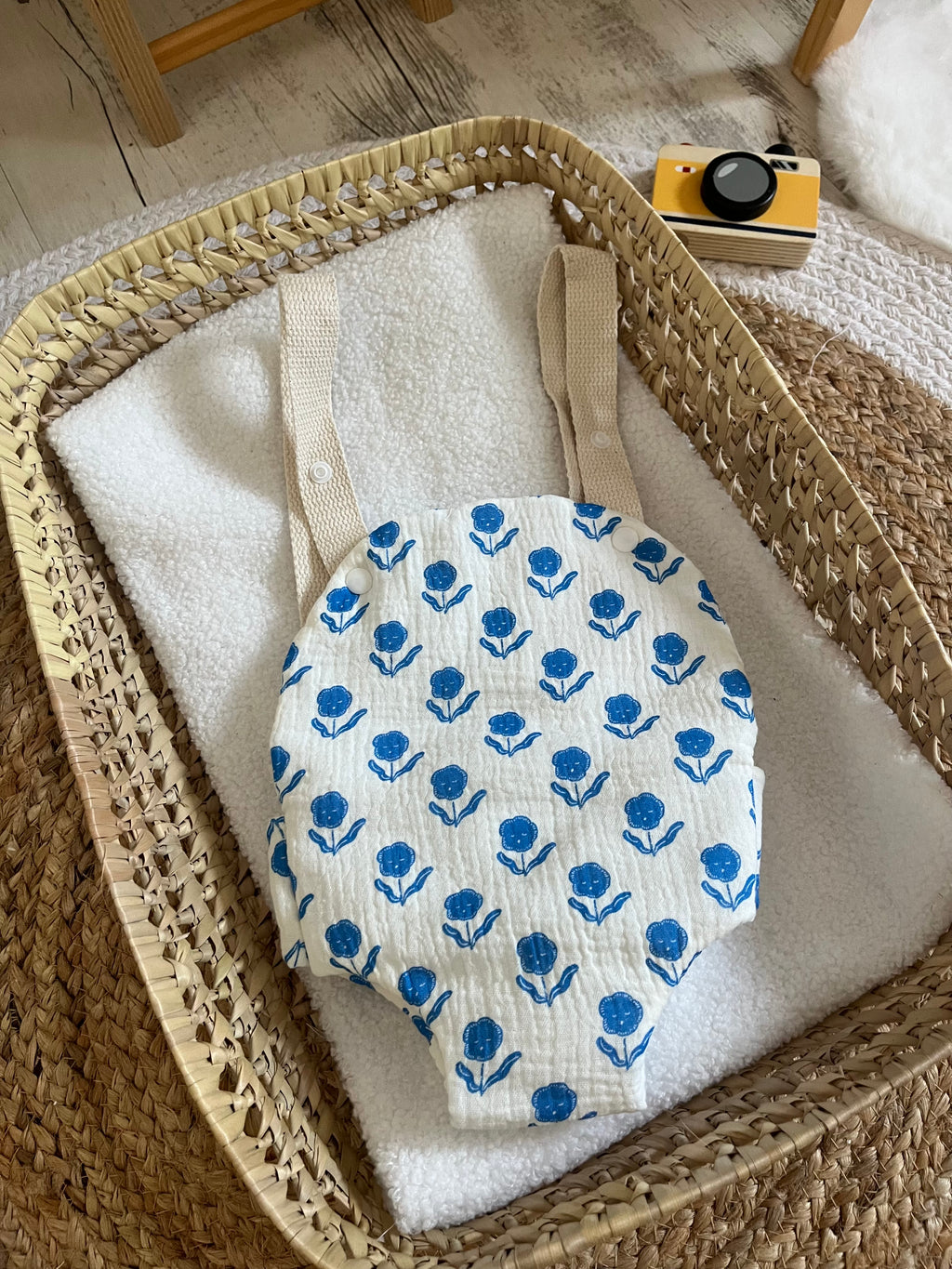 Porte bébé /poupée bleu