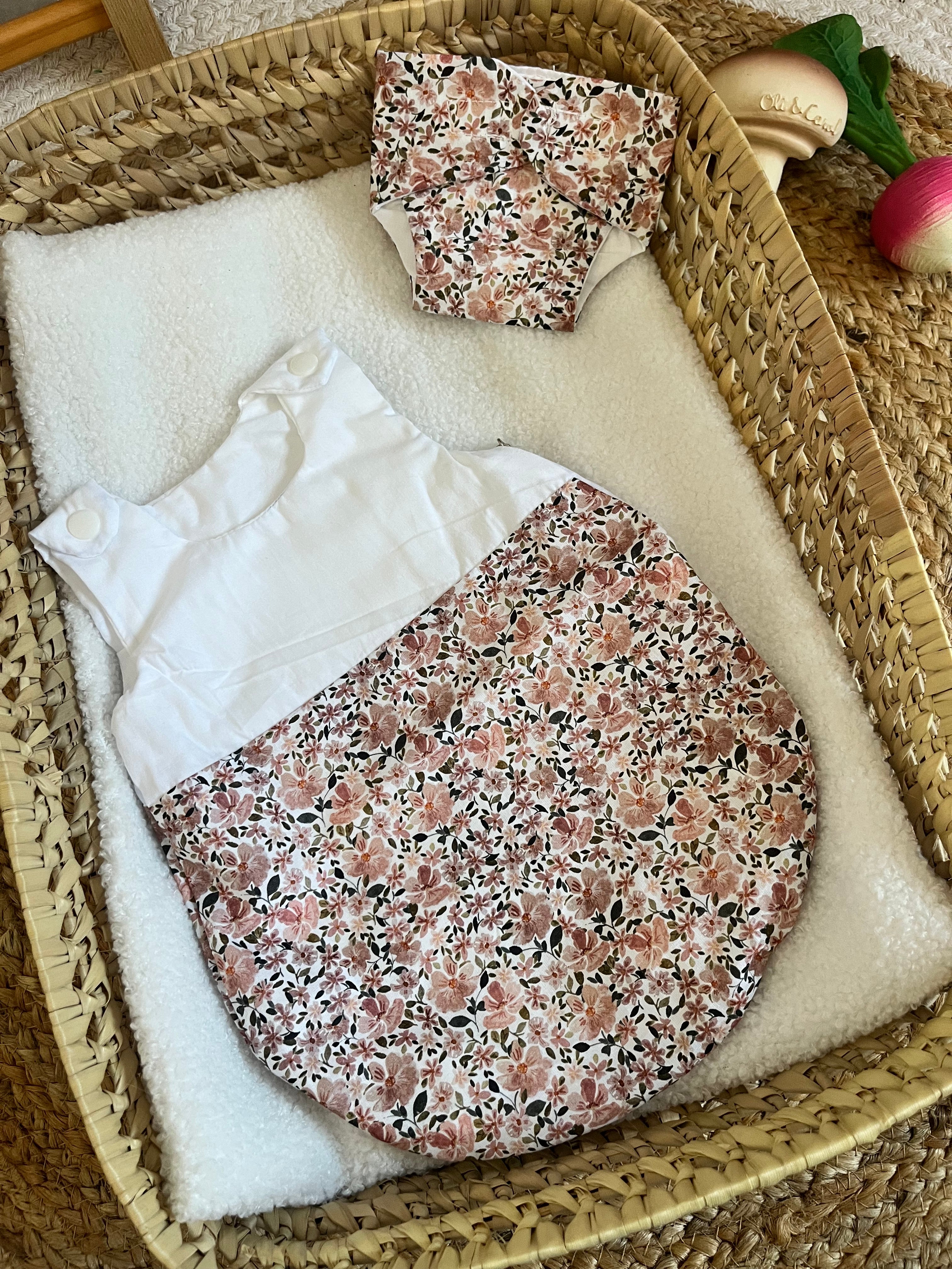 Gigoteuse + couche fleur