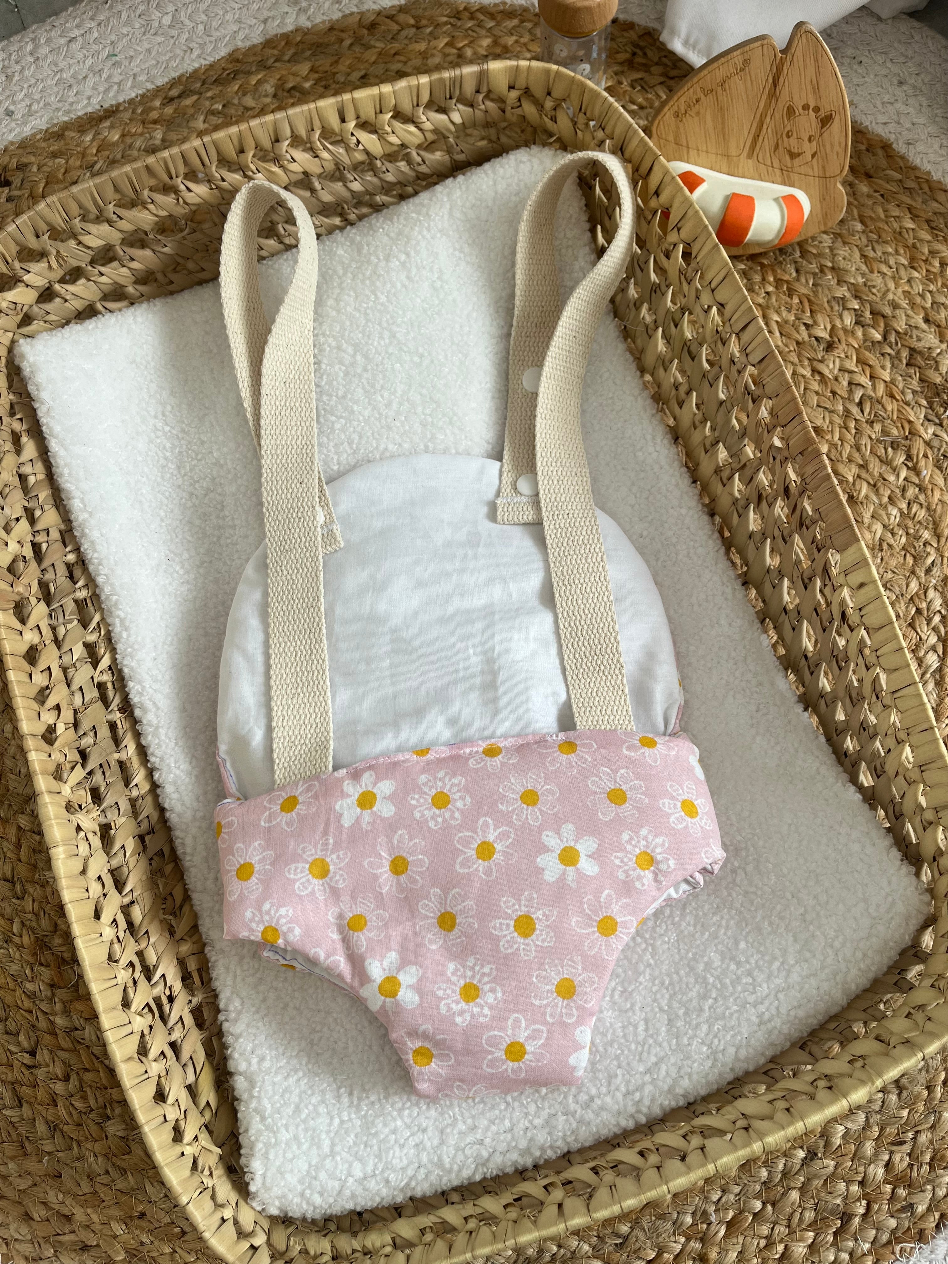 Porte bébé /poupée fleur
