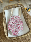 Porte bébé /poupée fleurie