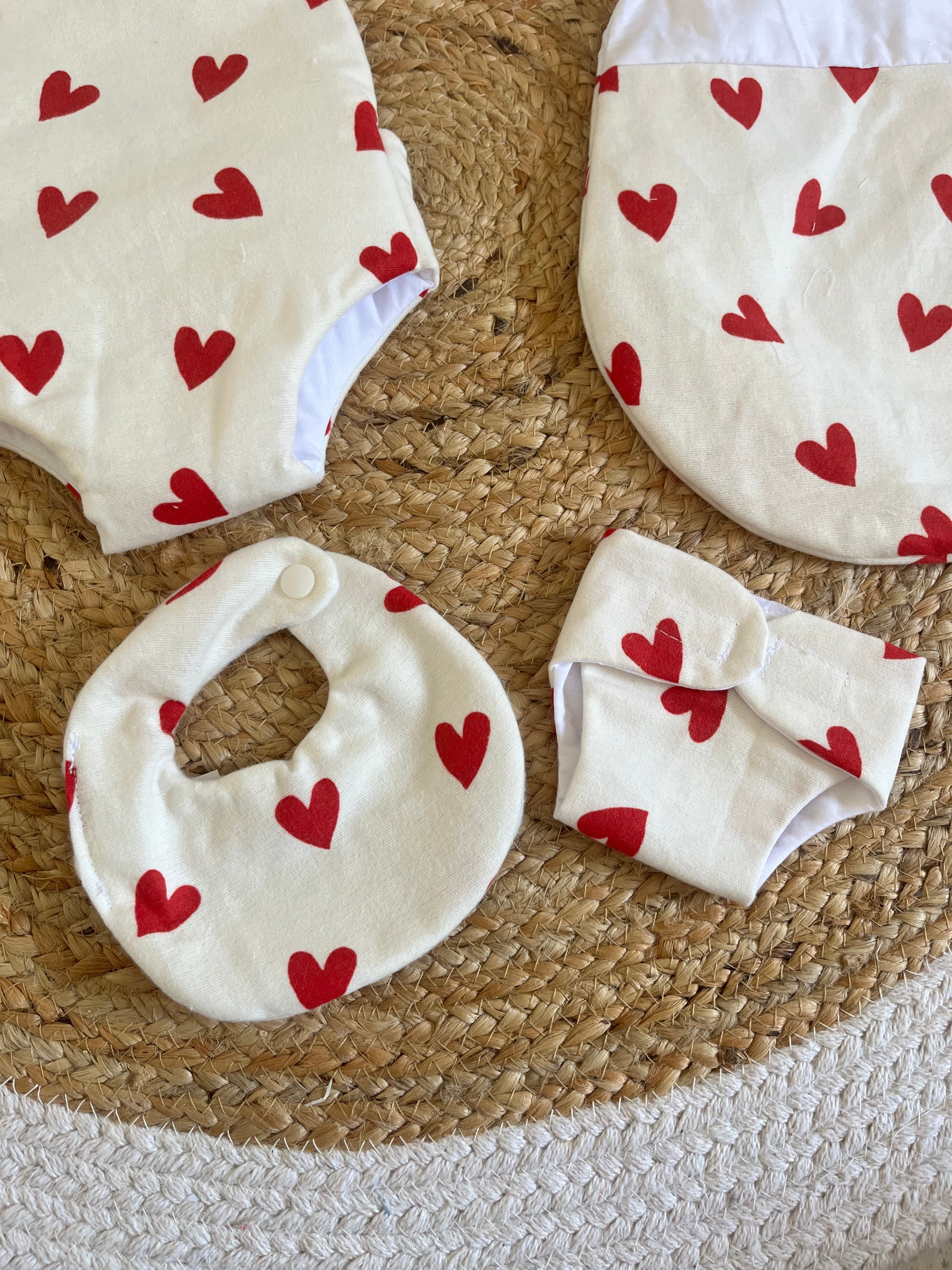 Ensemble pour poupée cœur ❤️