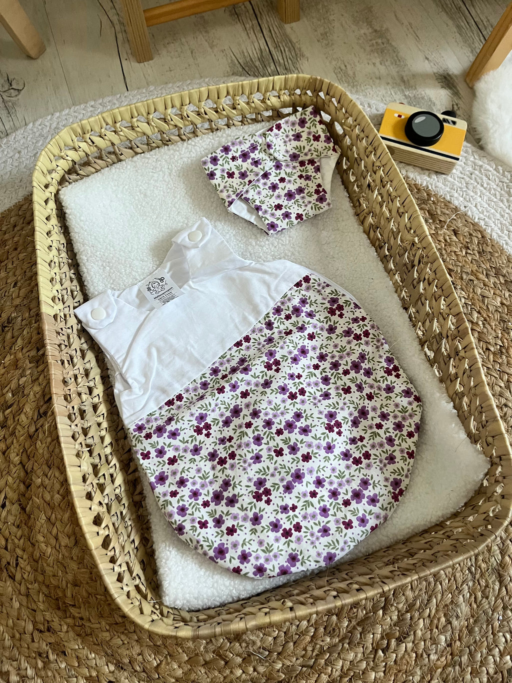 Gigoteuse + couche fleur violette