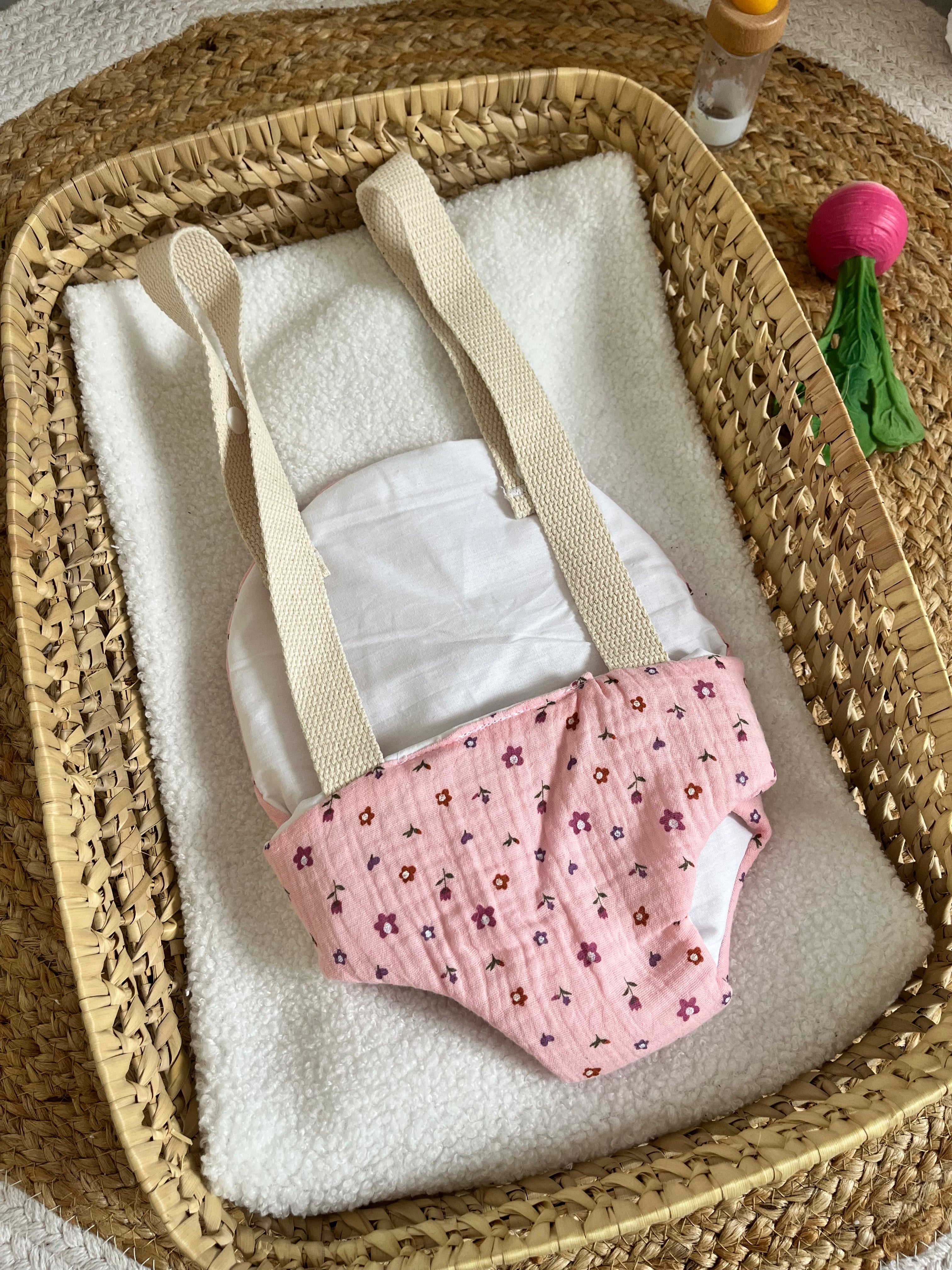 Porte bébé /poupée rose
