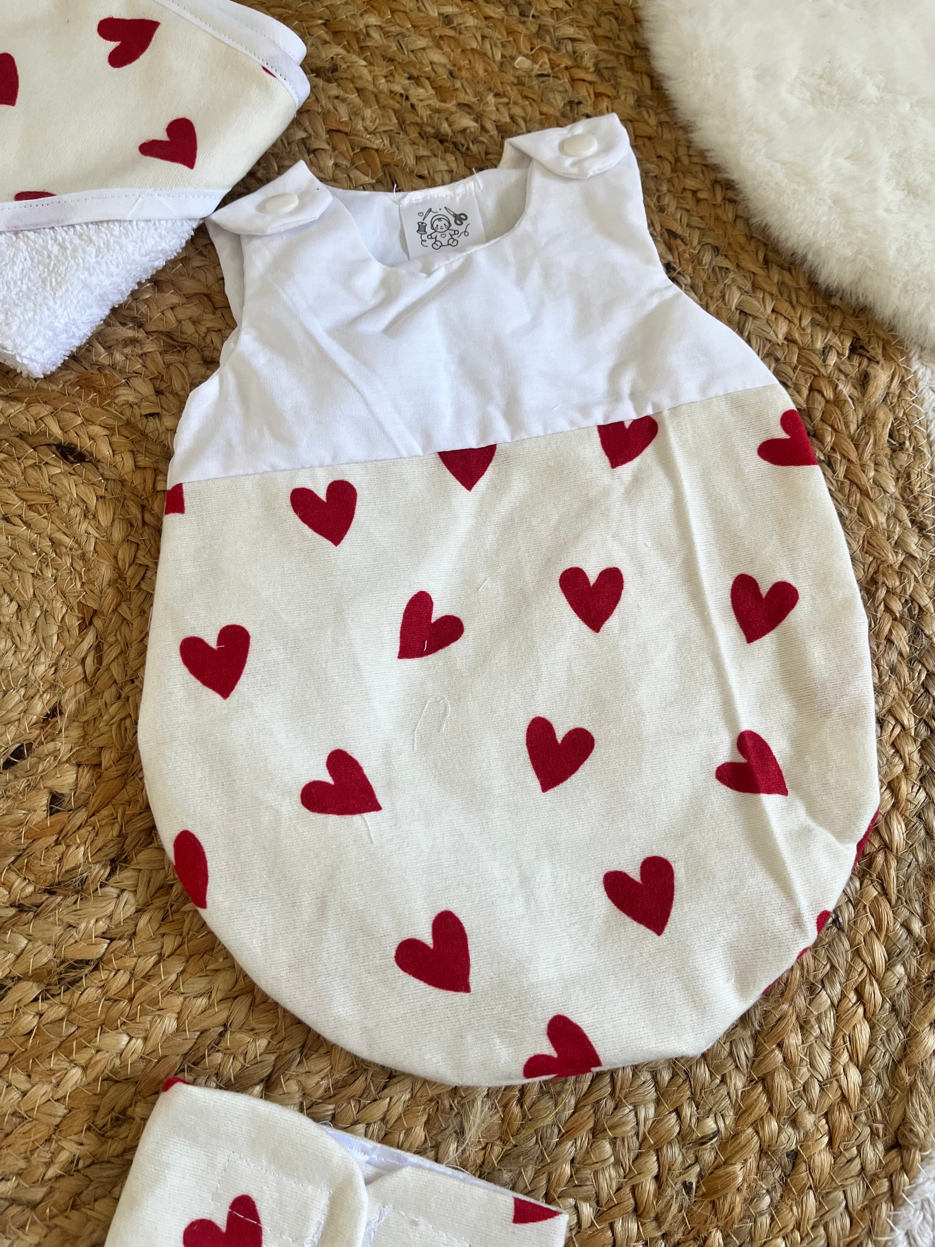 Ensemble pour poupée cœur ❤️
