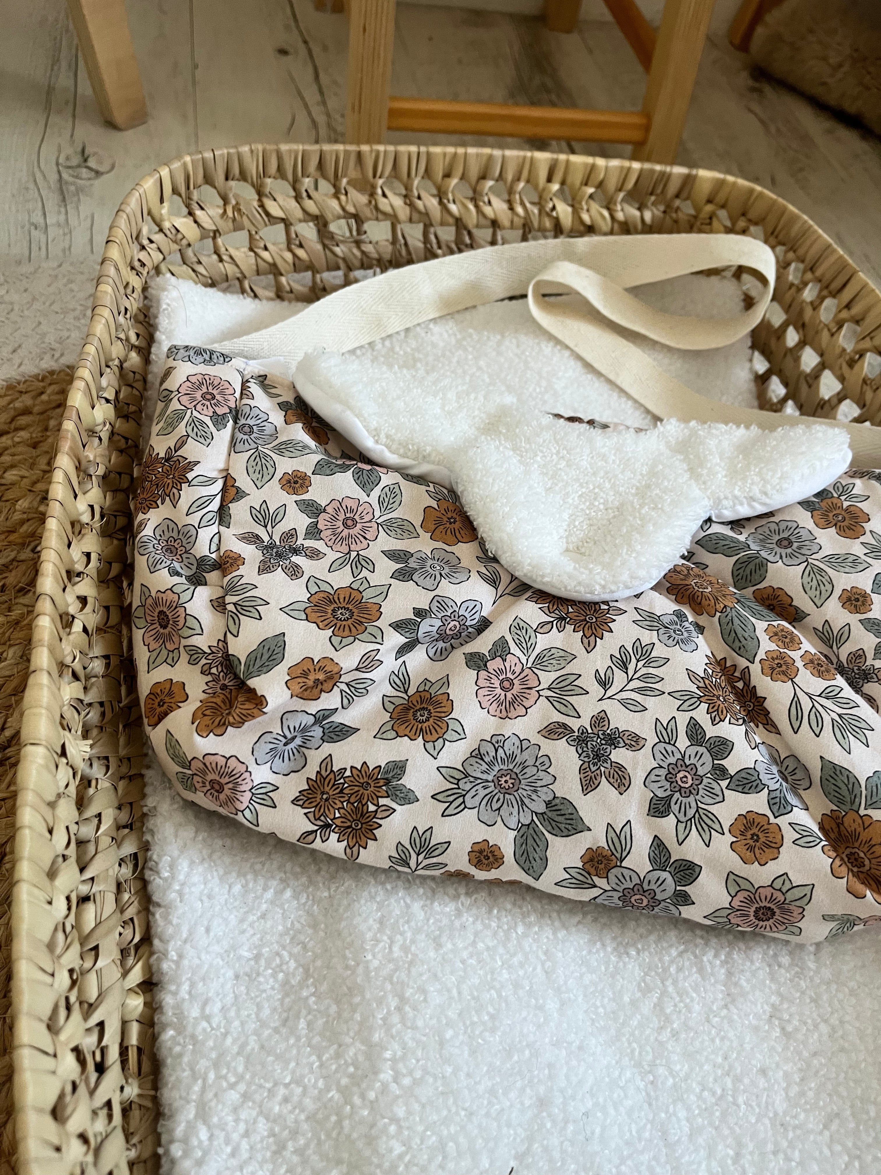 Sac à langer beige fleuri