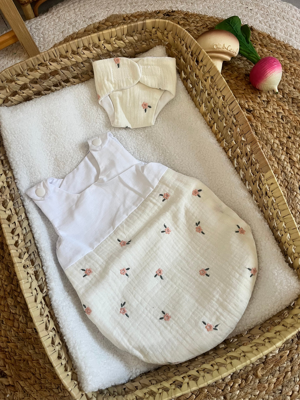 Gigoteuse + couche fleur
