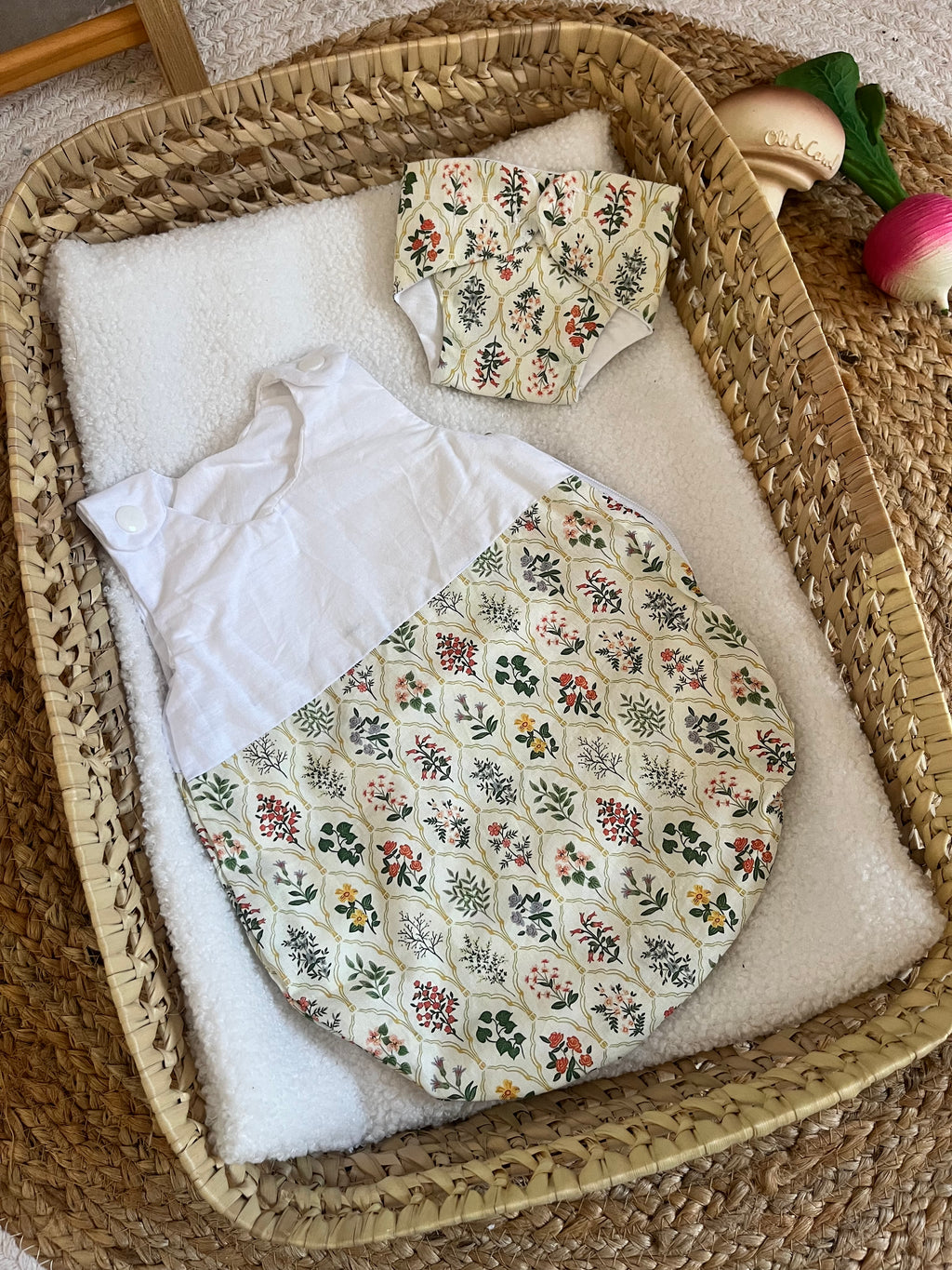 Gigoteuse + couche beige vert