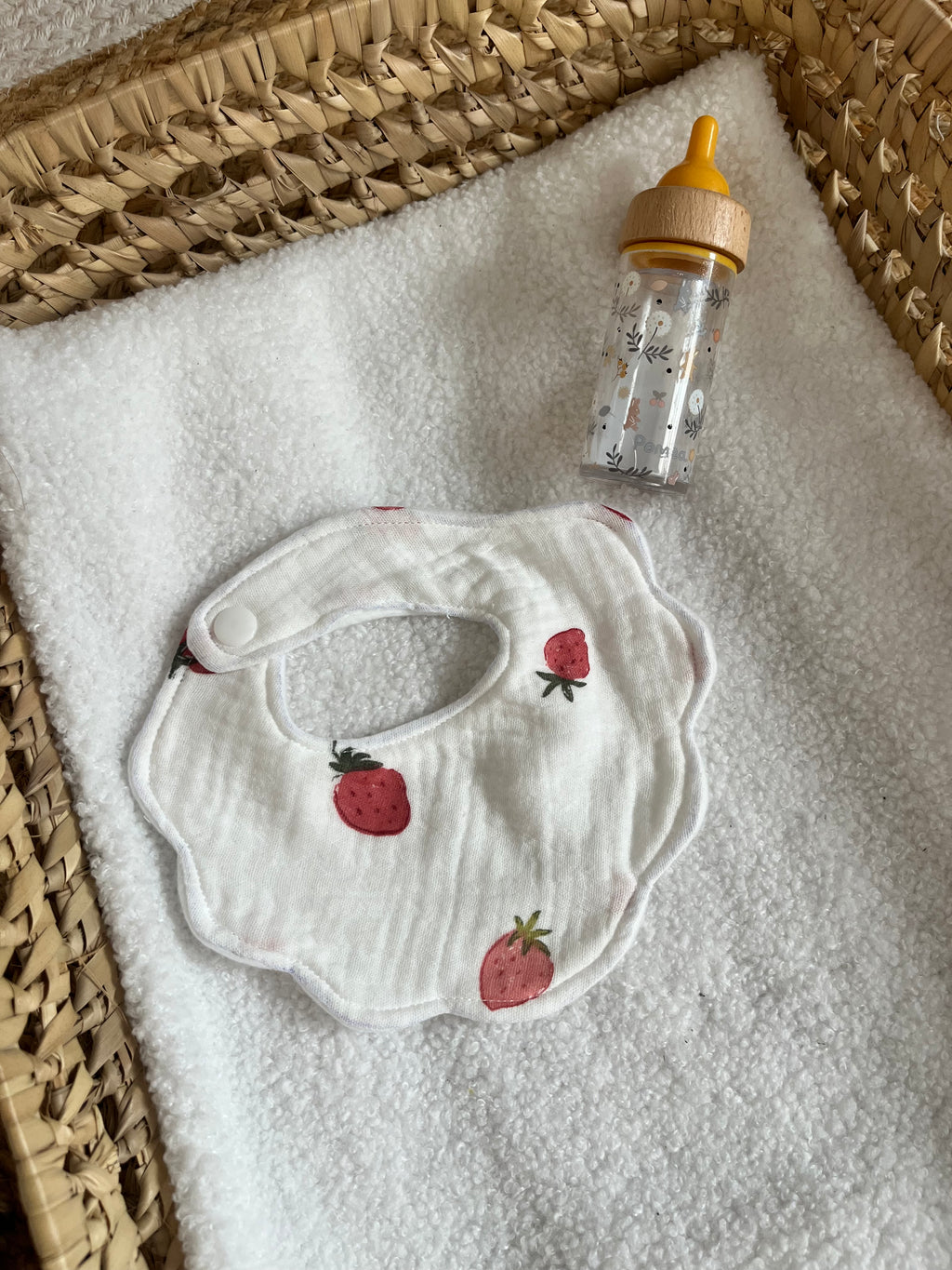 Bavoir poupée fraises 🍓