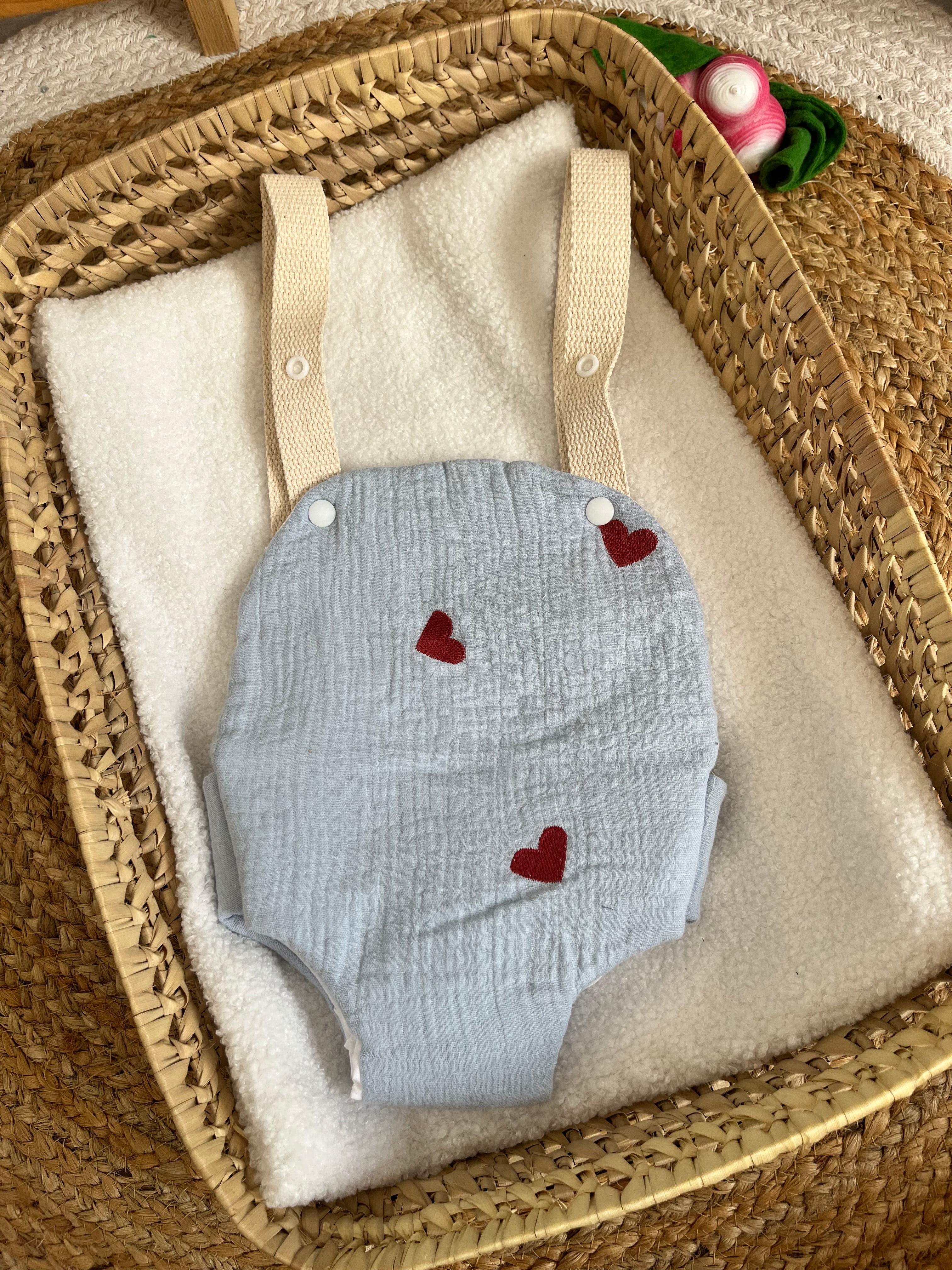 Porte bébé /poupée cœur