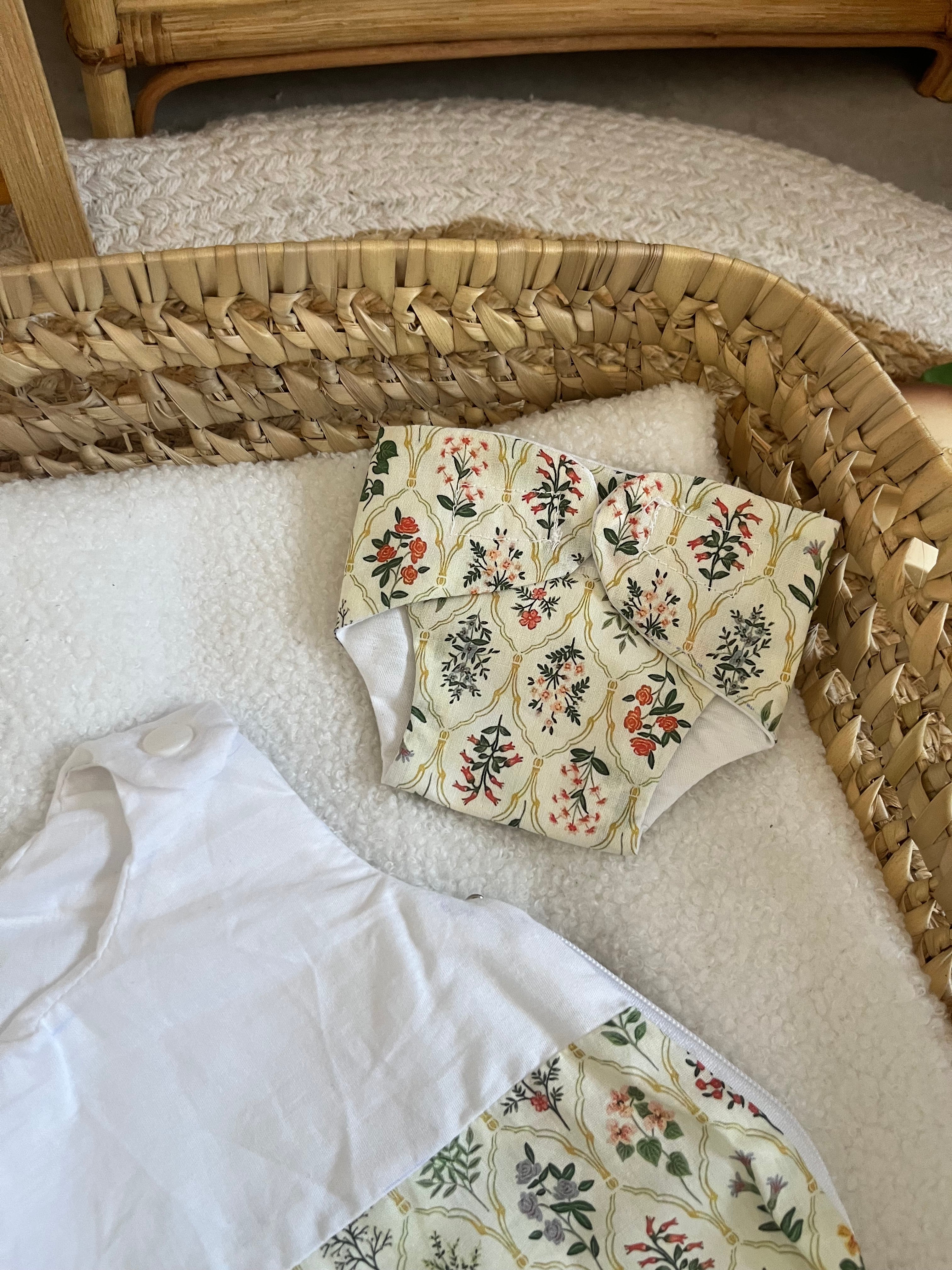 Gigoteuse + couche beige vert