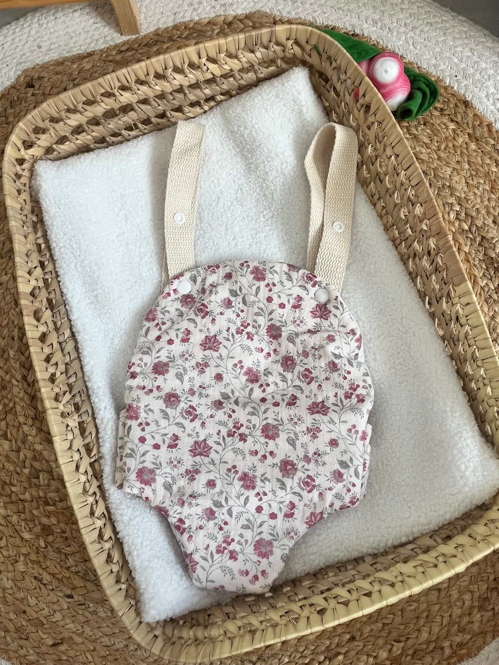 Porte bébé /poupée fleurs 🌸