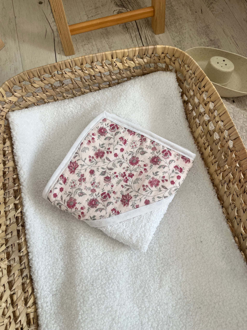 Sortie de bain fleuri